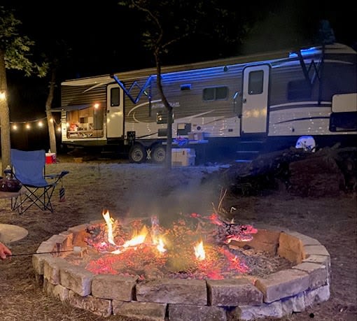 Travel trailer RV Rental 