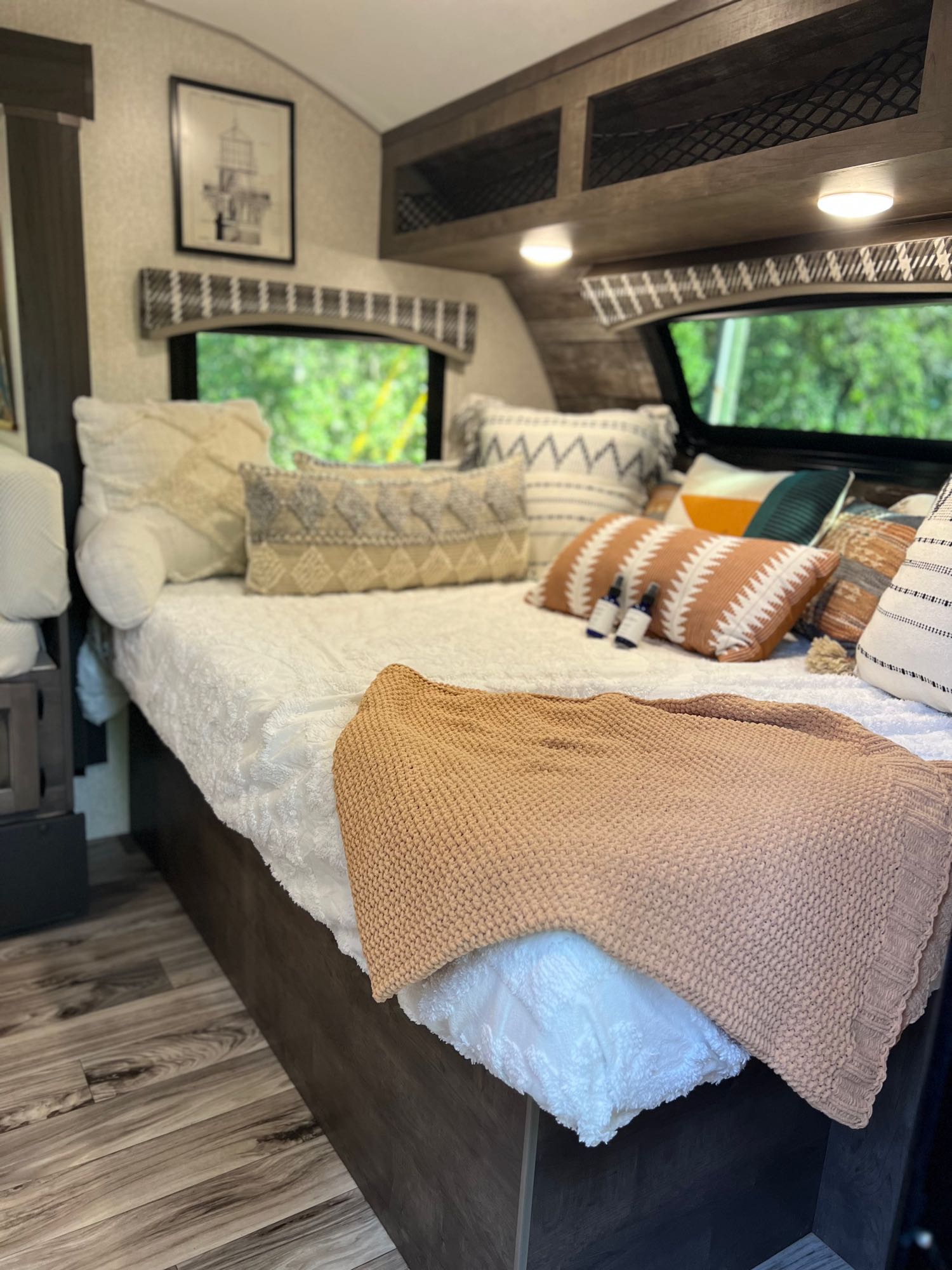 Queen memory foam . Sonic Lite 2022