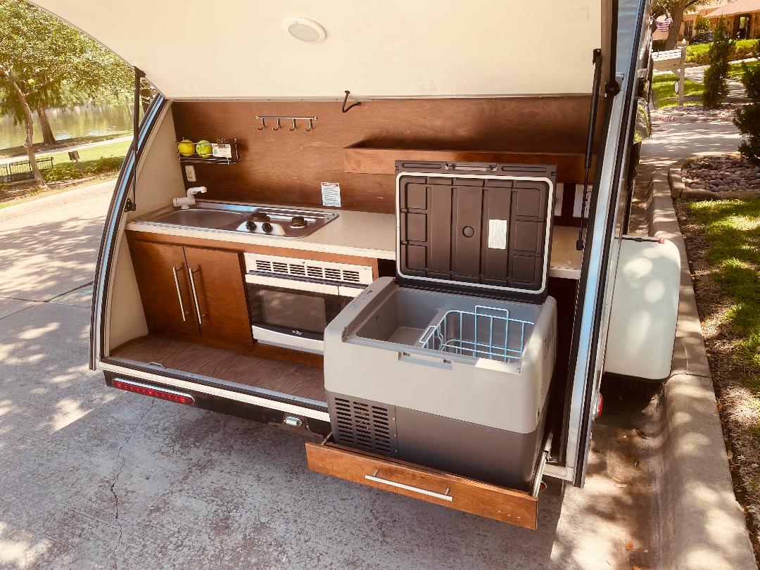 Travel trailer RV Rental 