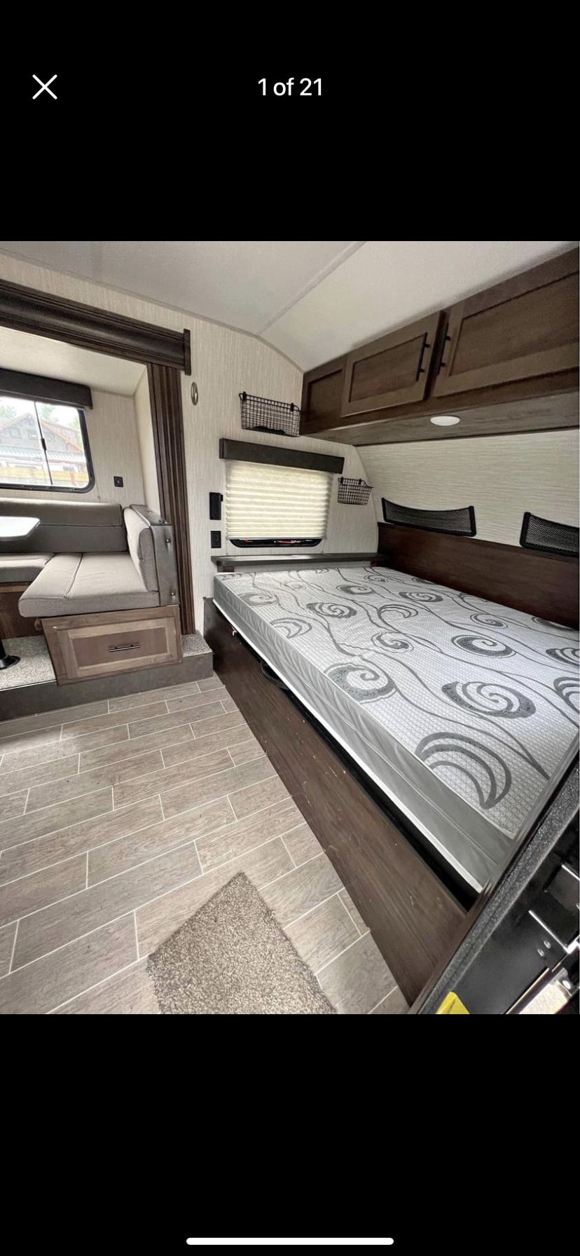 Queen bed. . Forest River Cherokee Wolf Pup 2020