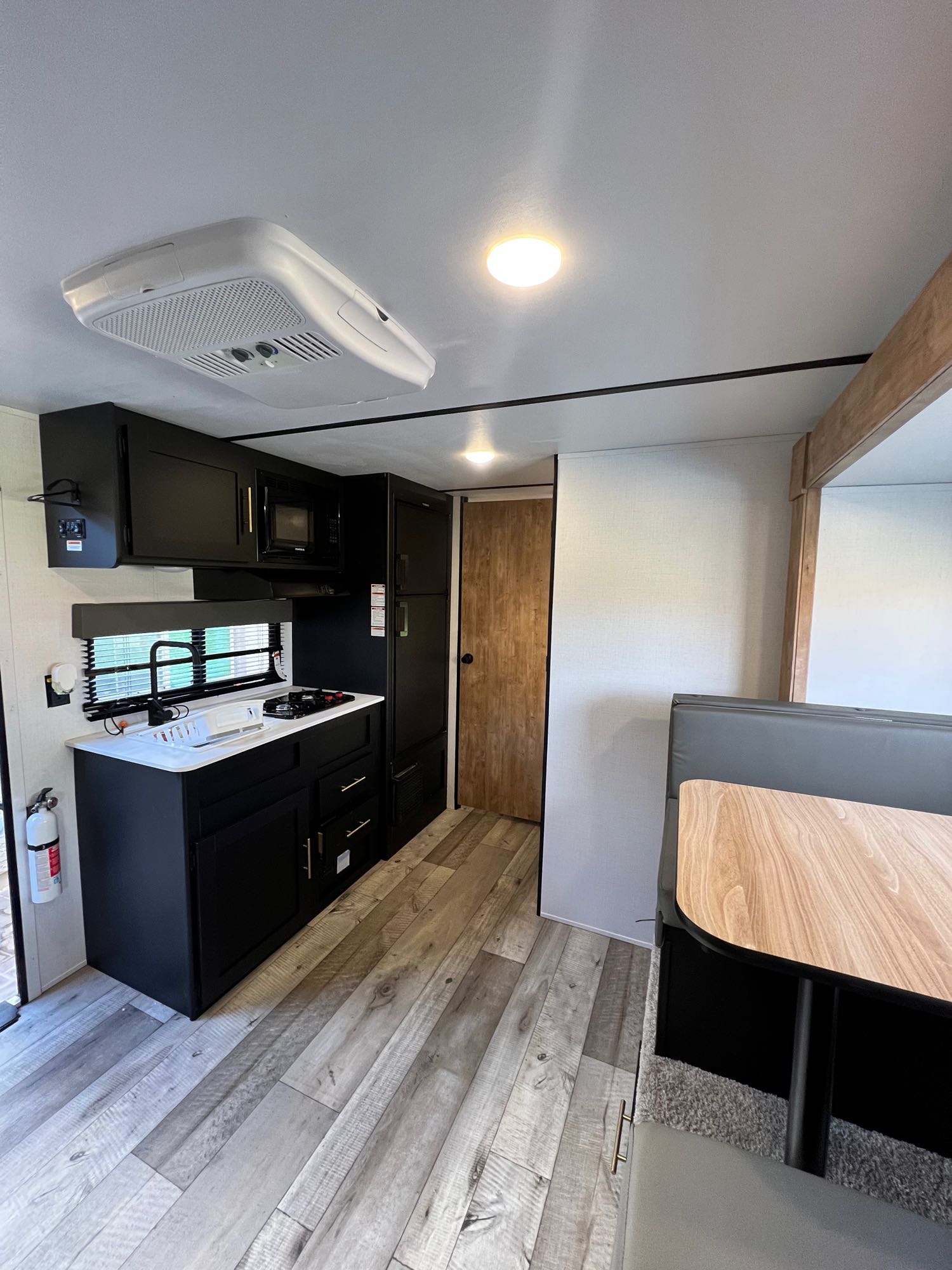 Travel trailer RV Rental 