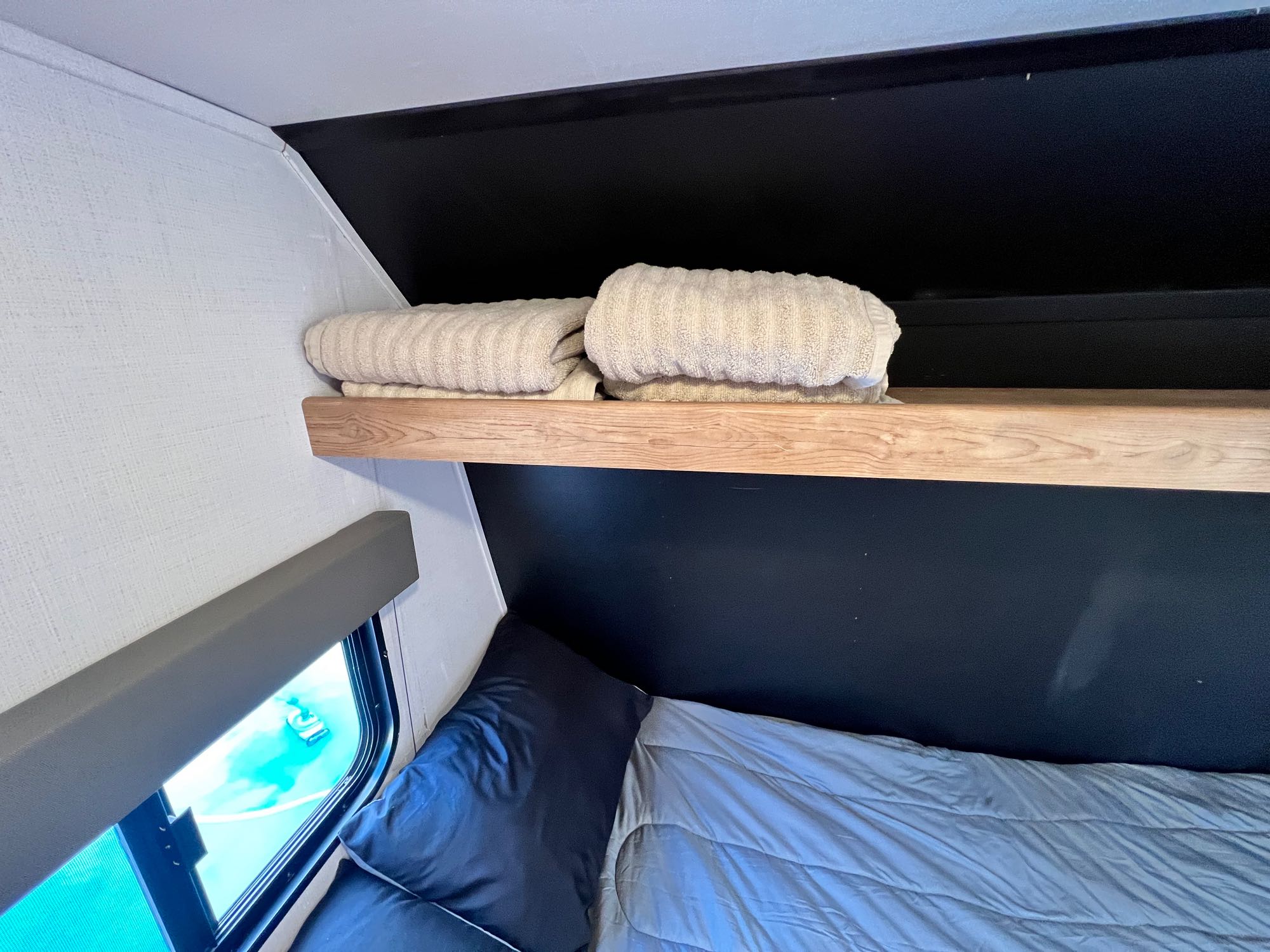 Travel trailer RV Rental 