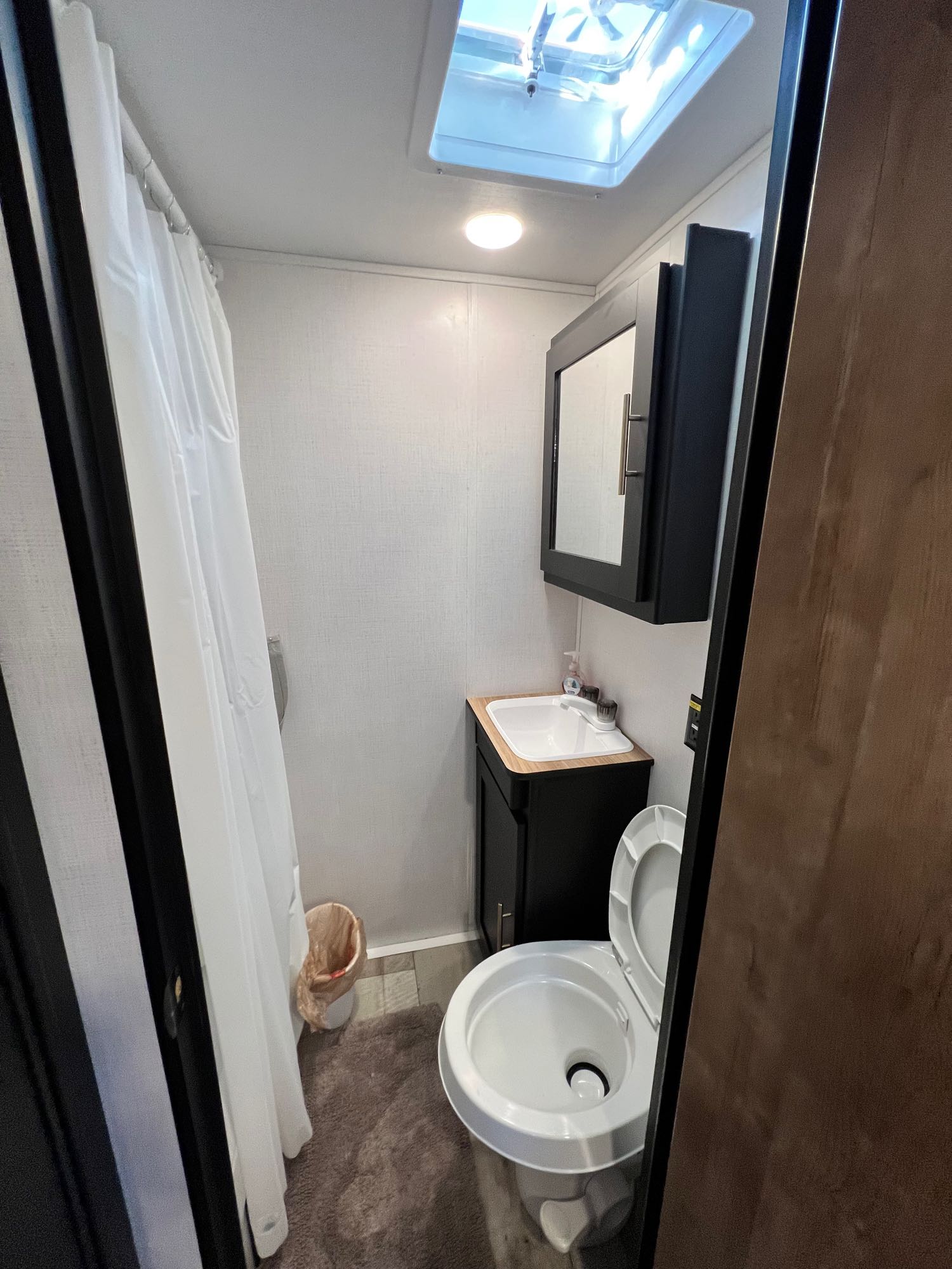 Travel trailer RV Rental 