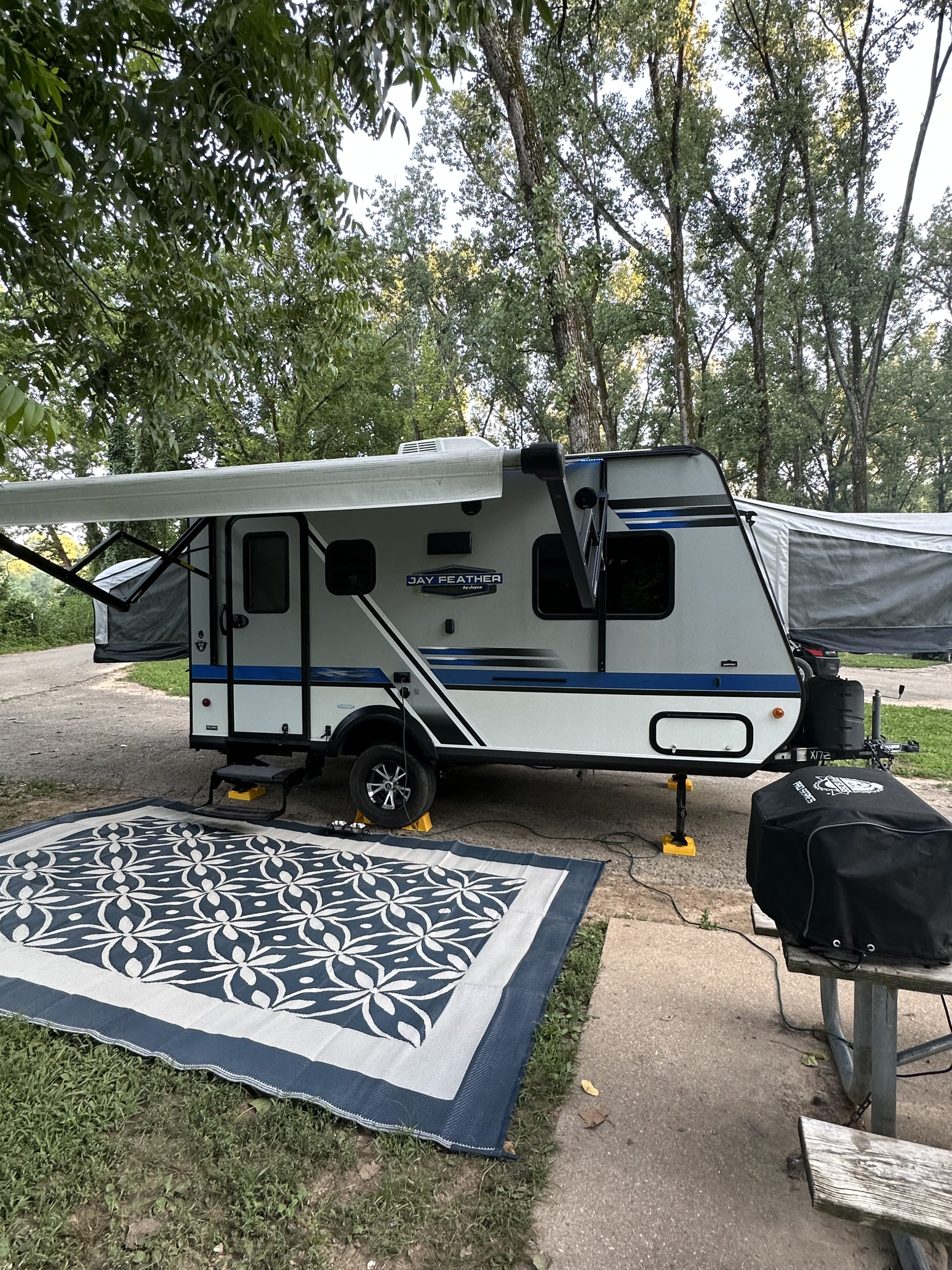 2018 Jayco Jay Feather (Pet Friendy)