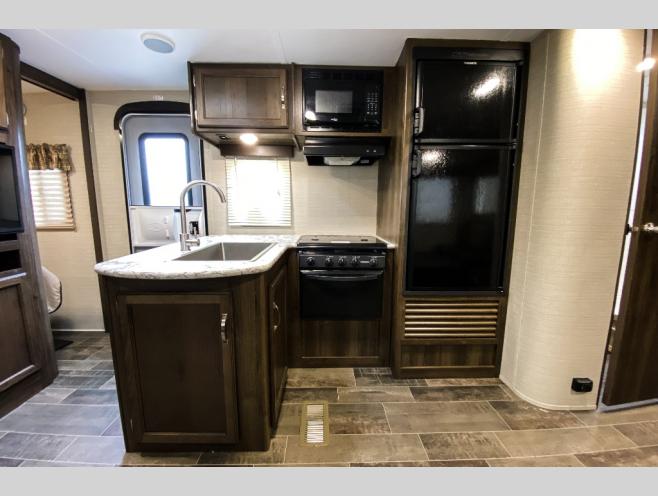 Travel trailer RV Rental 