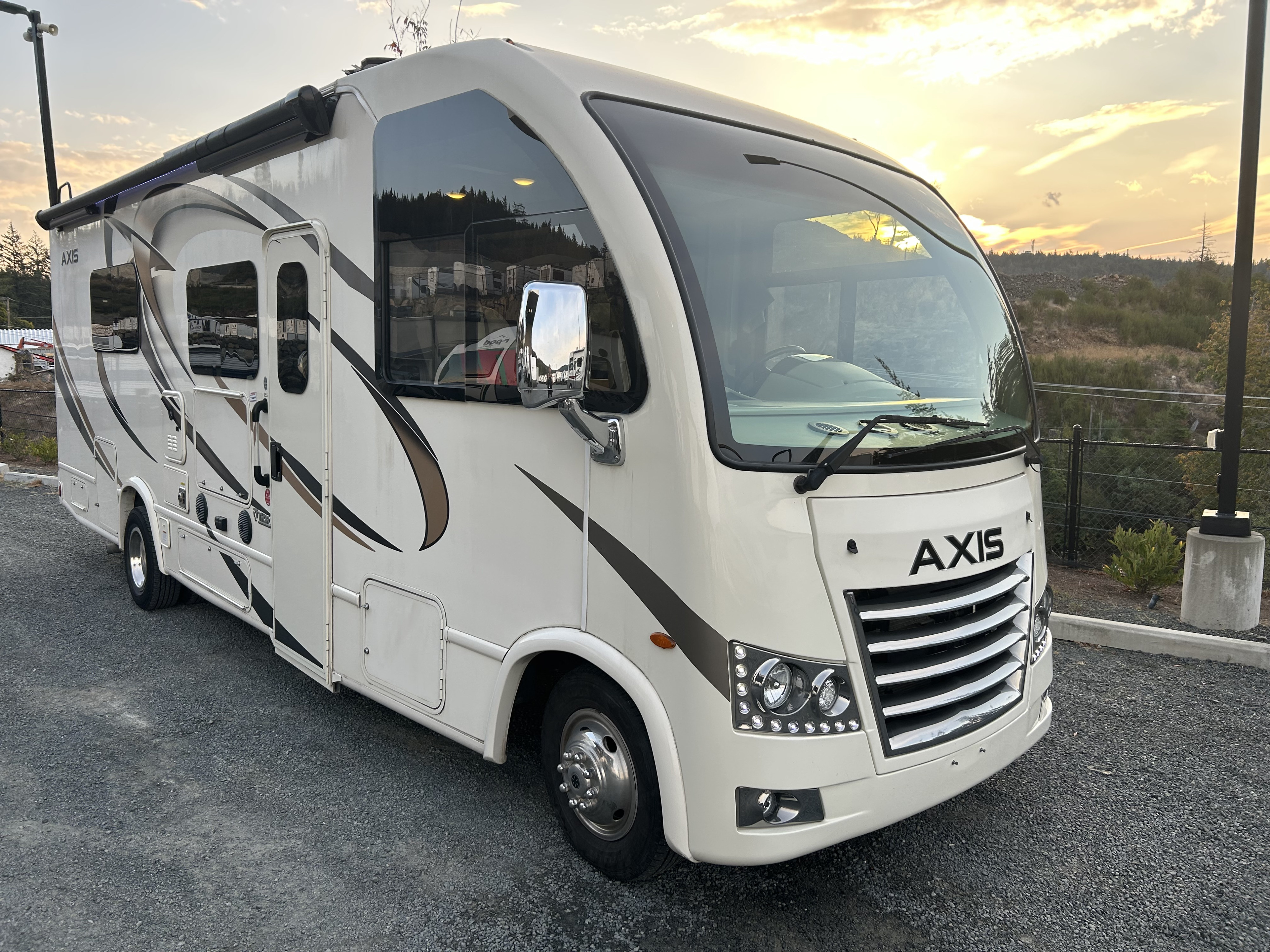 2018 Thor Axis - 25.5 - Perfect size Class A!!