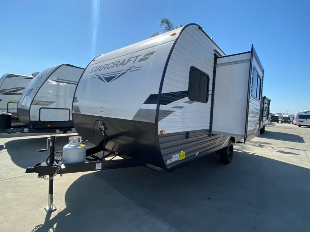 Travel trailer RV Rental 
