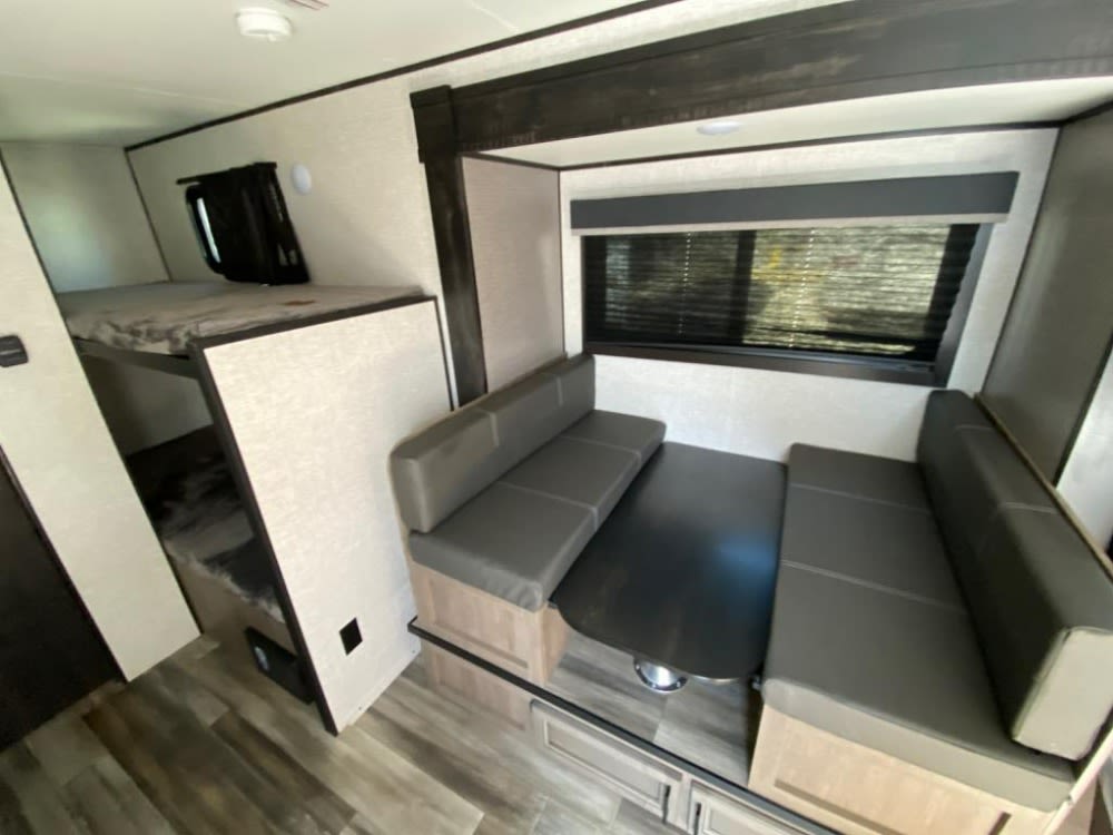 Travel trailer RV Rental 
