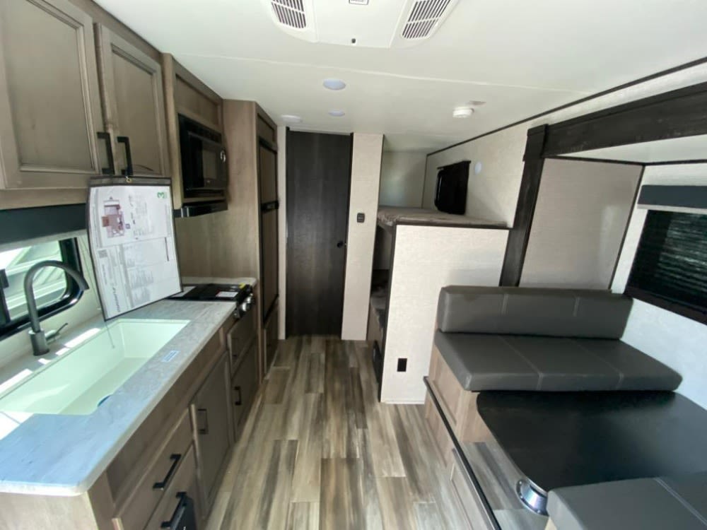 Travel trailer RV Rental 