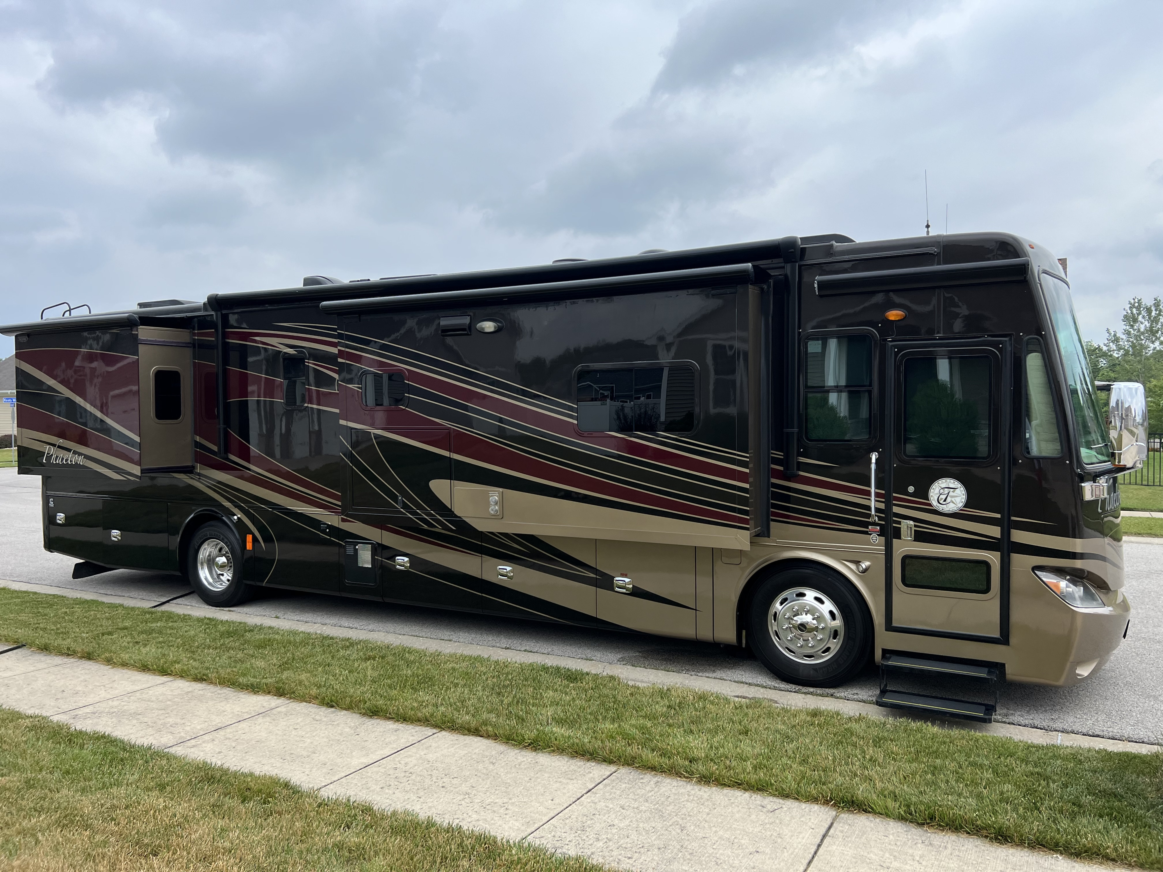 Ultimate Guide to RV Rental in Daytona Beach