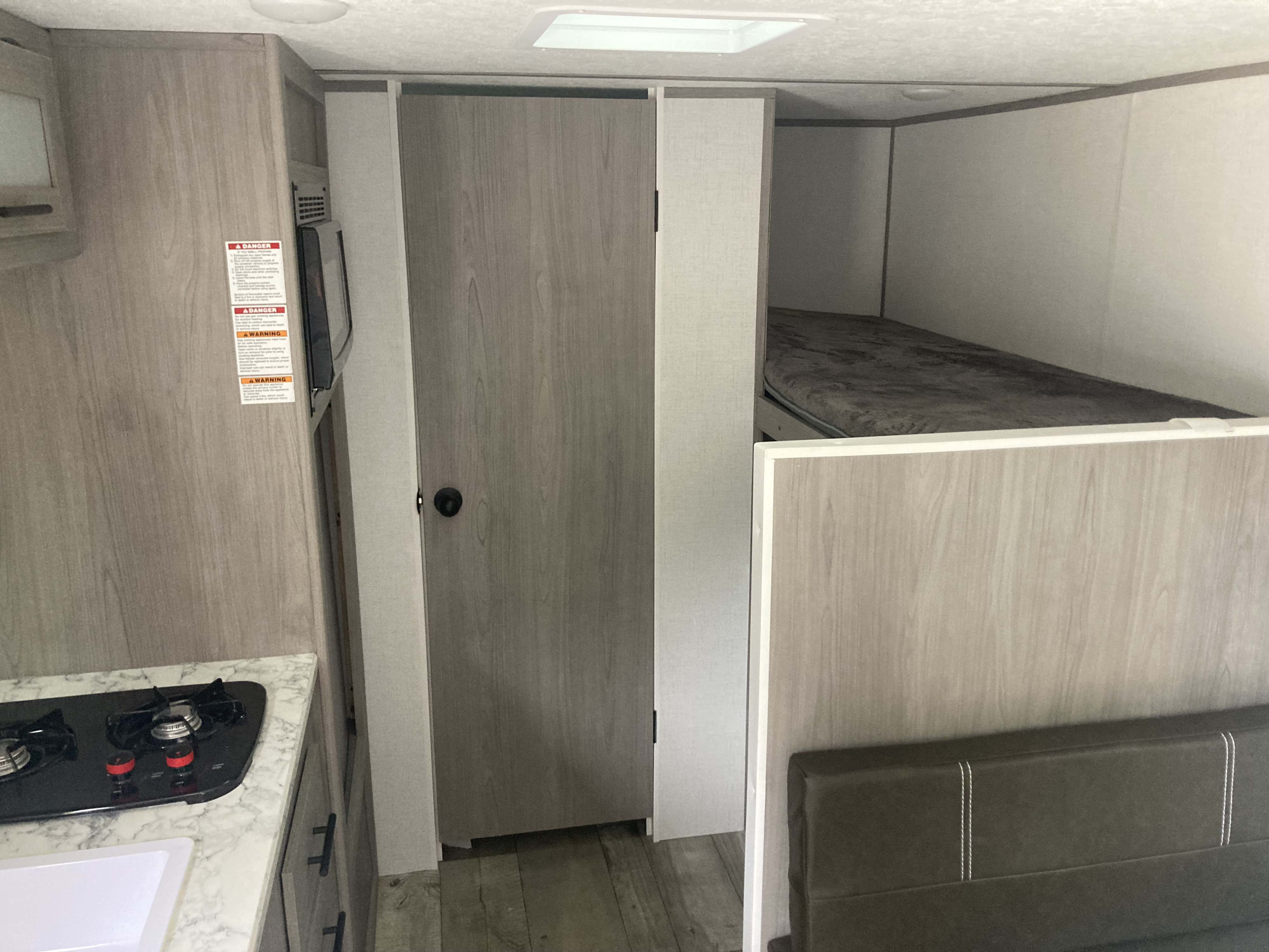 Travel trailer RV Rental 