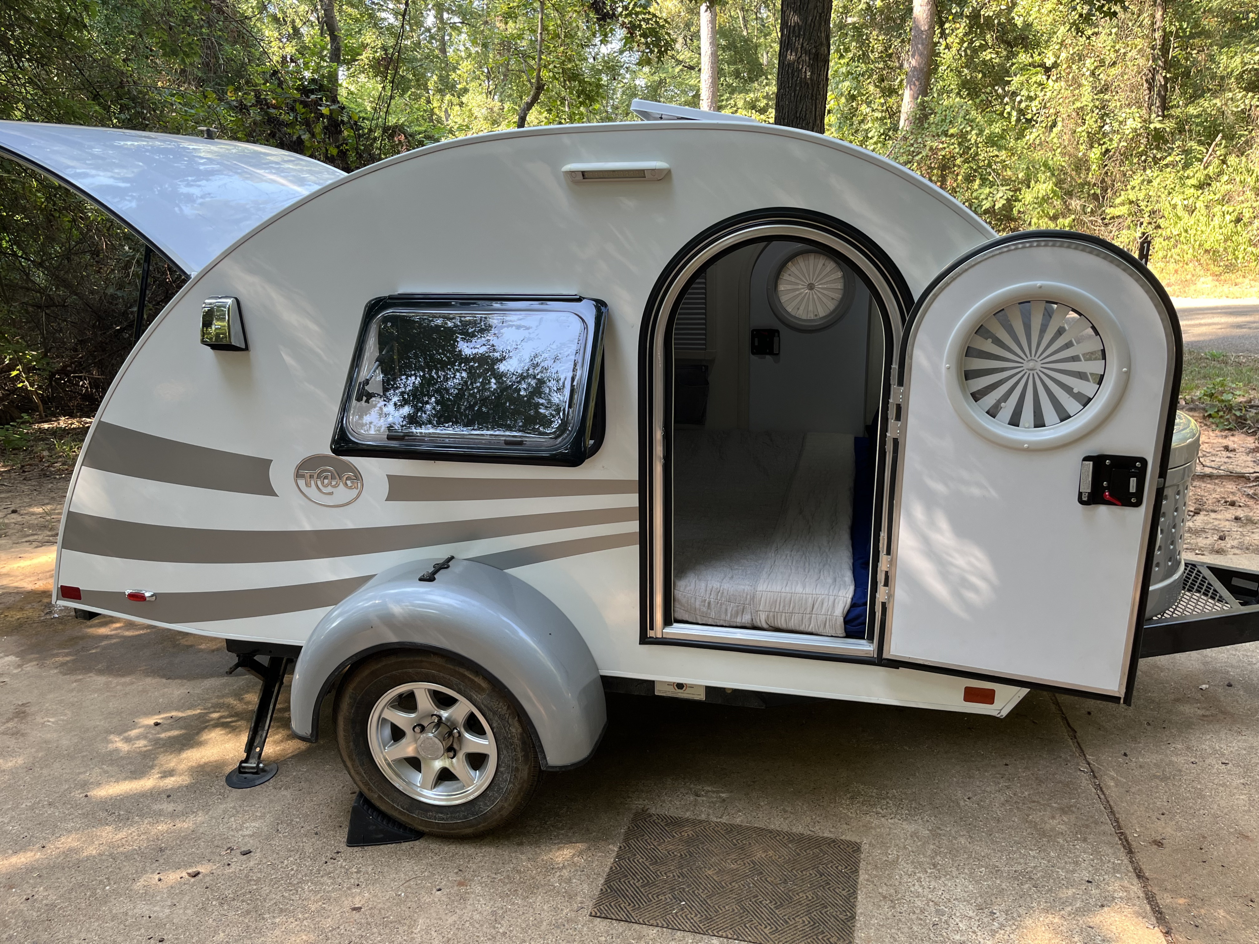 Travel trailer RV Rental 