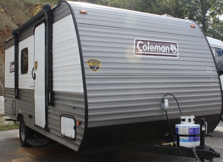 YOUR BRANSON ADVENTURE BASE!  FIRST BREAKFAST FREE! 2023 Coleman LT 17B