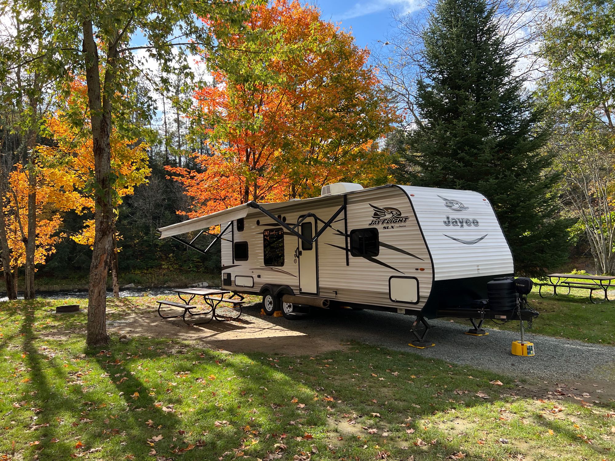 2017 Jayco Jay Flight SLX (With Jayco Thermal package)