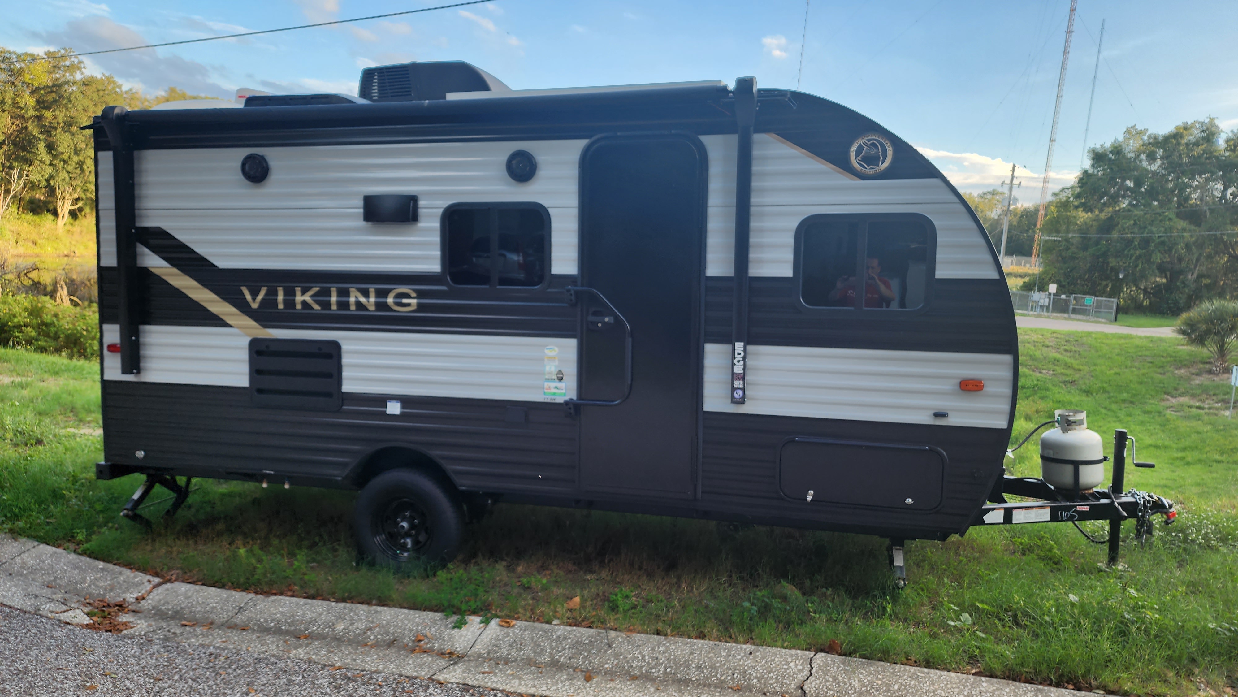 2022 Solar powered Viking Travel Trailer