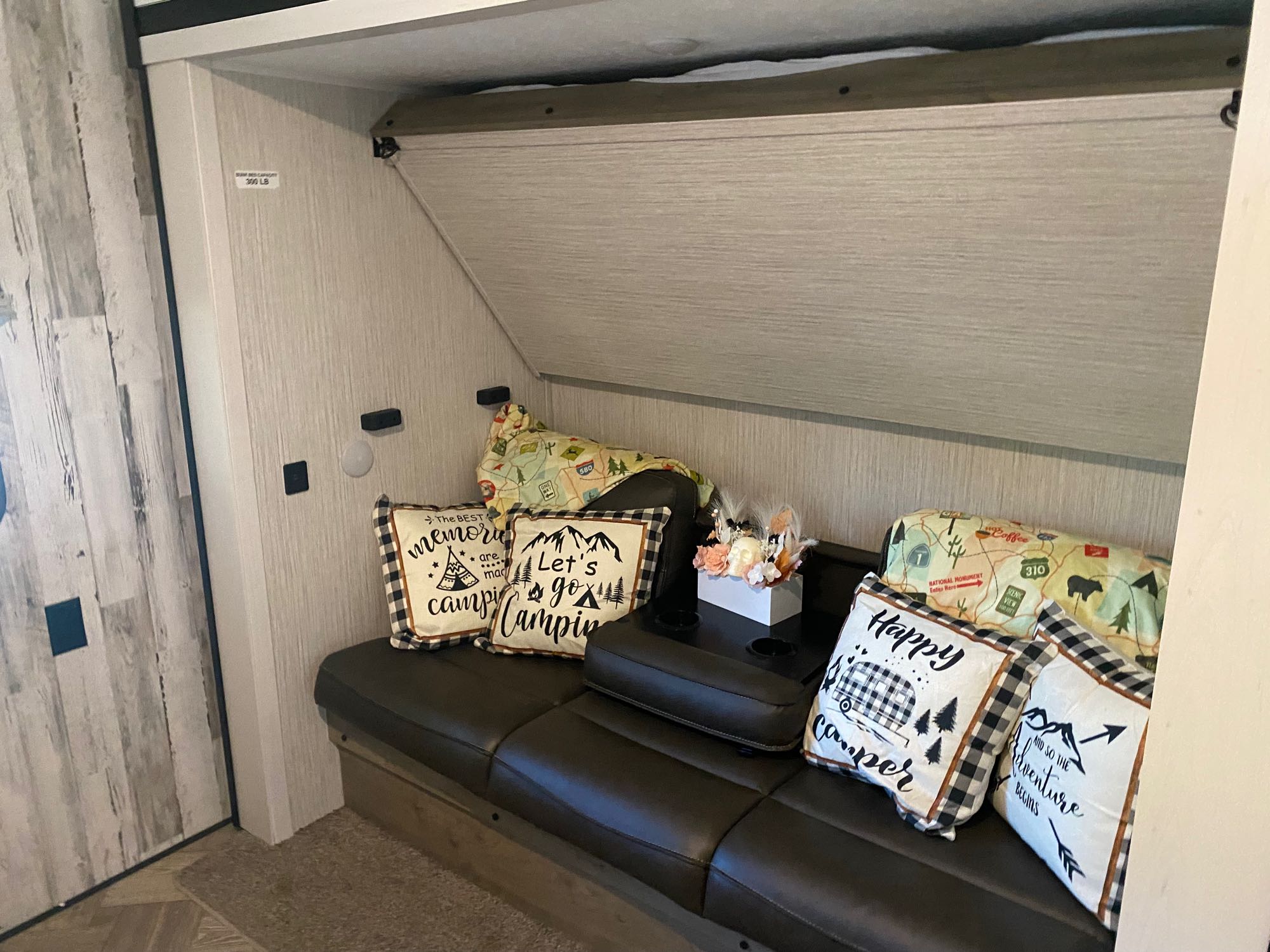 Travel trailer RV Rental 