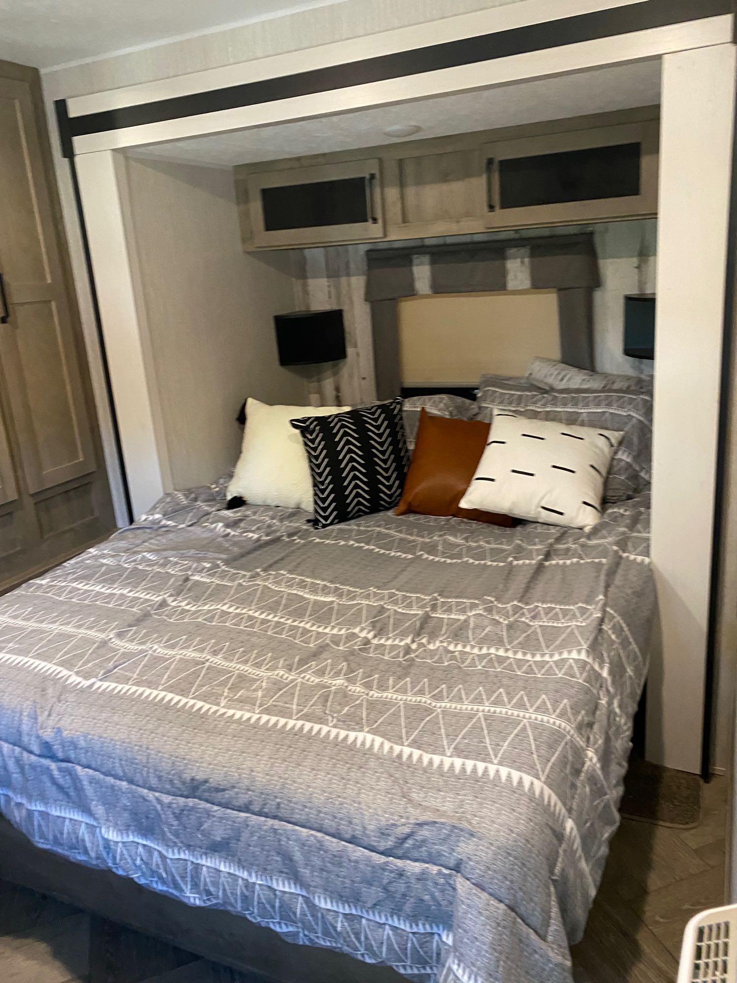 Travel trailer RV Rental 