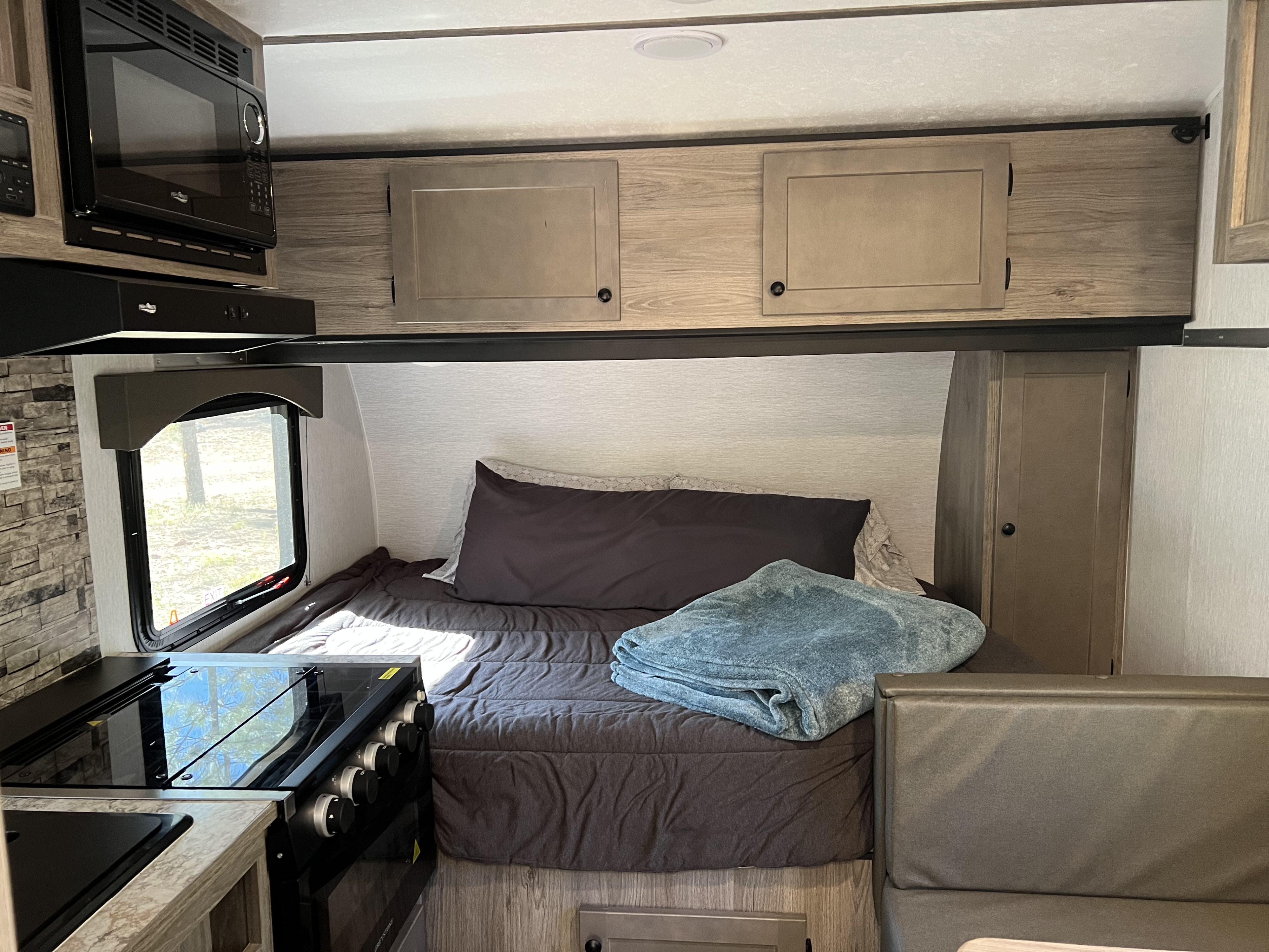 Travel trailer RV Rental 