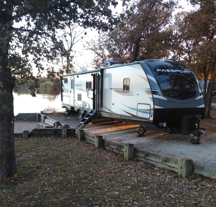 Travel trailer RV Rental 