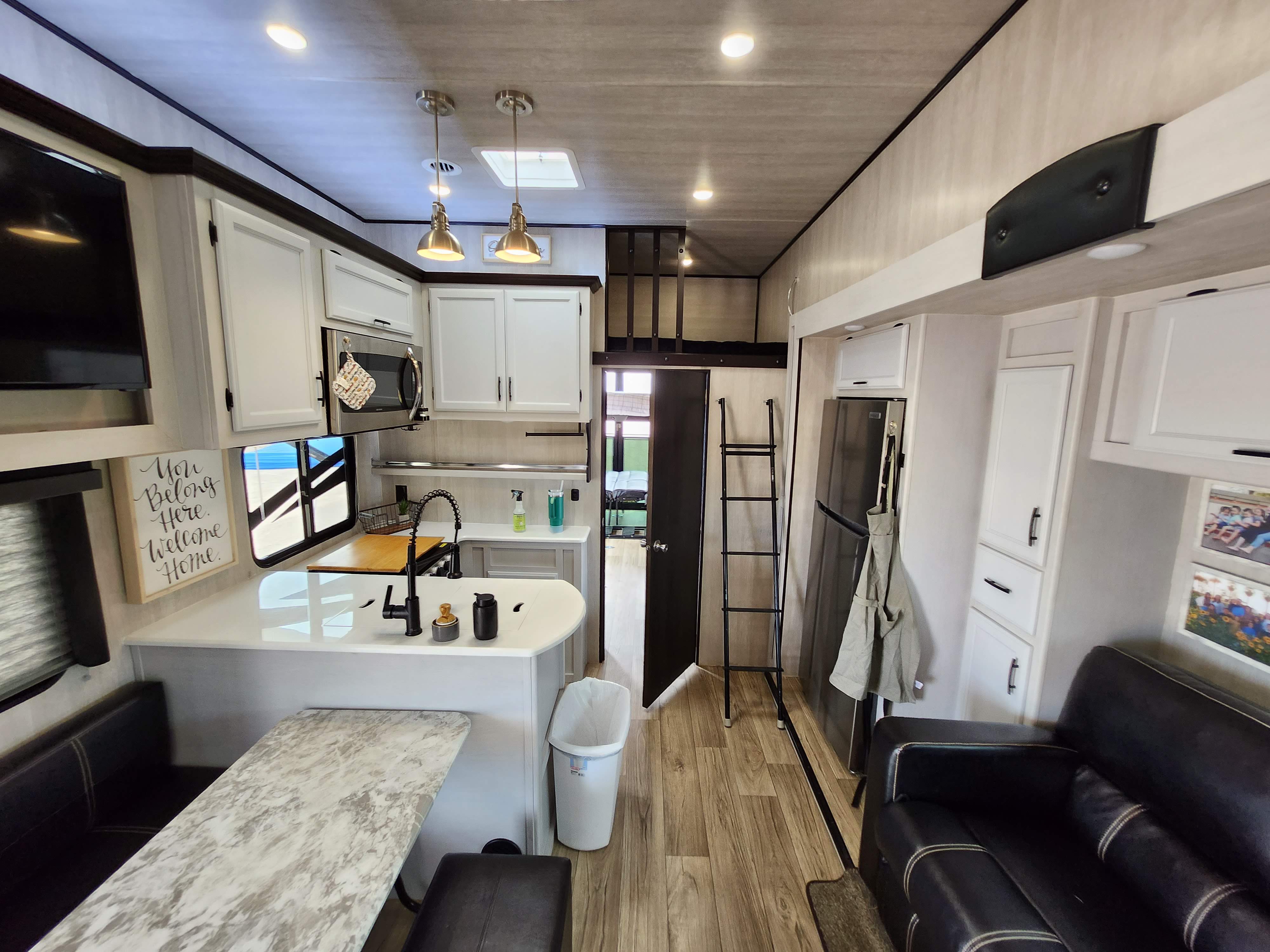 Toy hauler RV Rental 