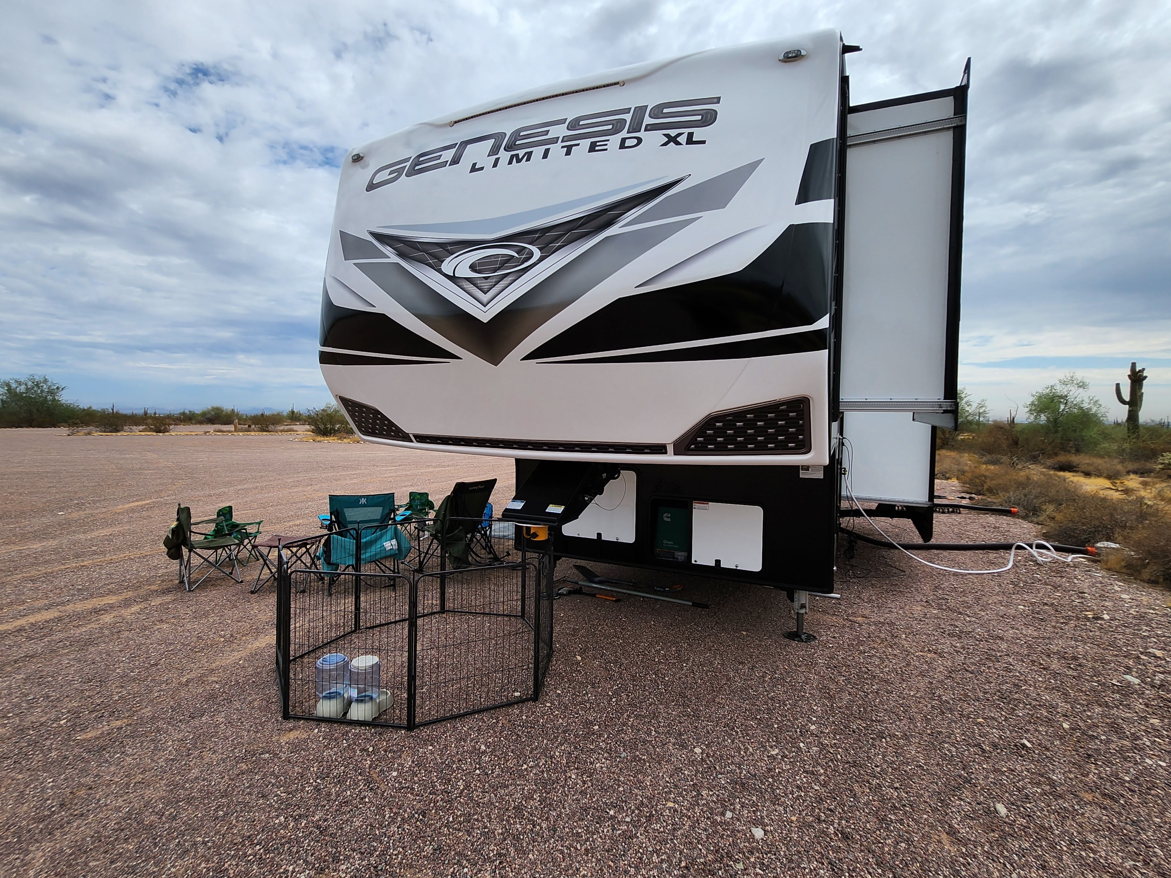 Toy hauler RV Rental 