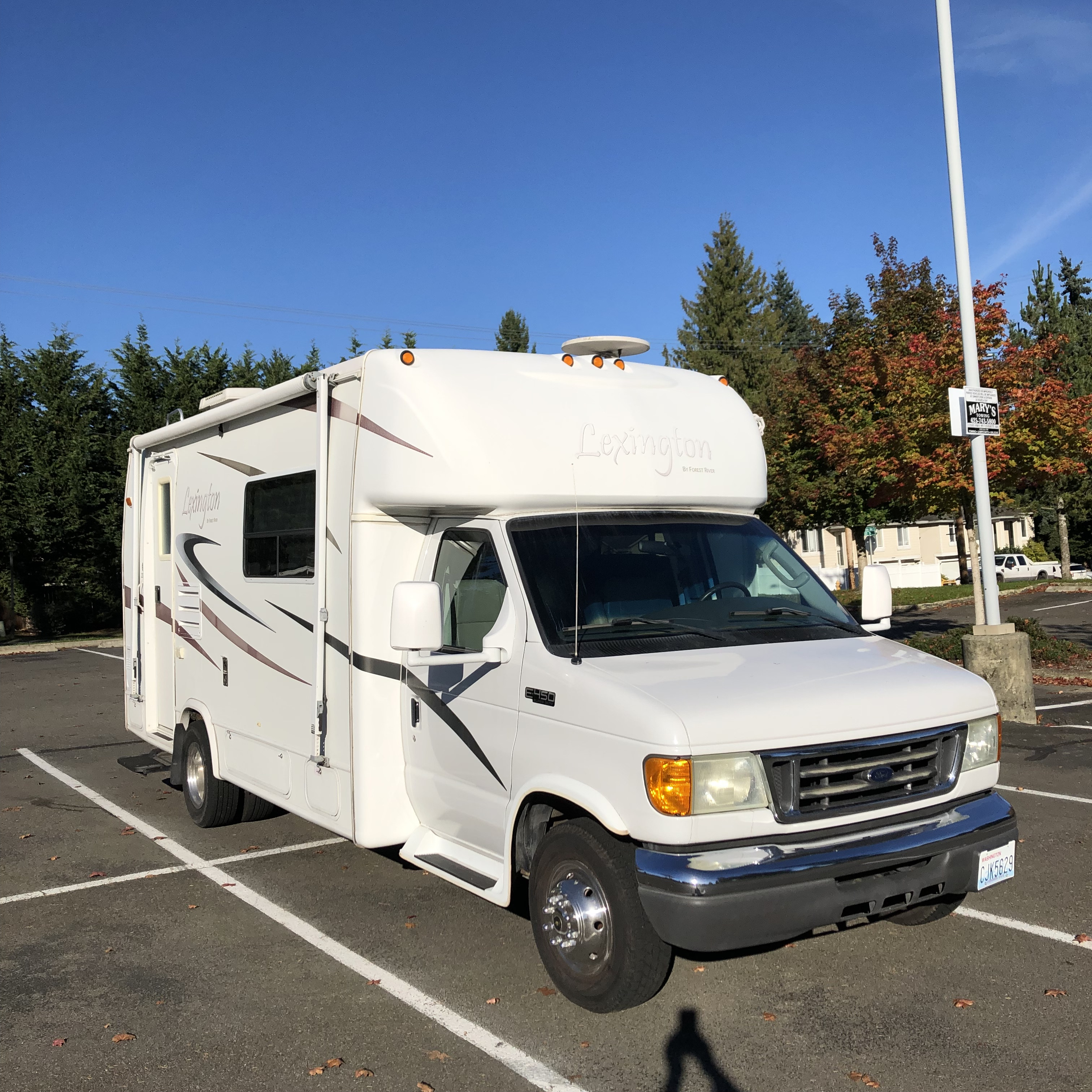 2006 Forest River LEXINGTON 235 Class C in Everett, WA | Outdoorsy