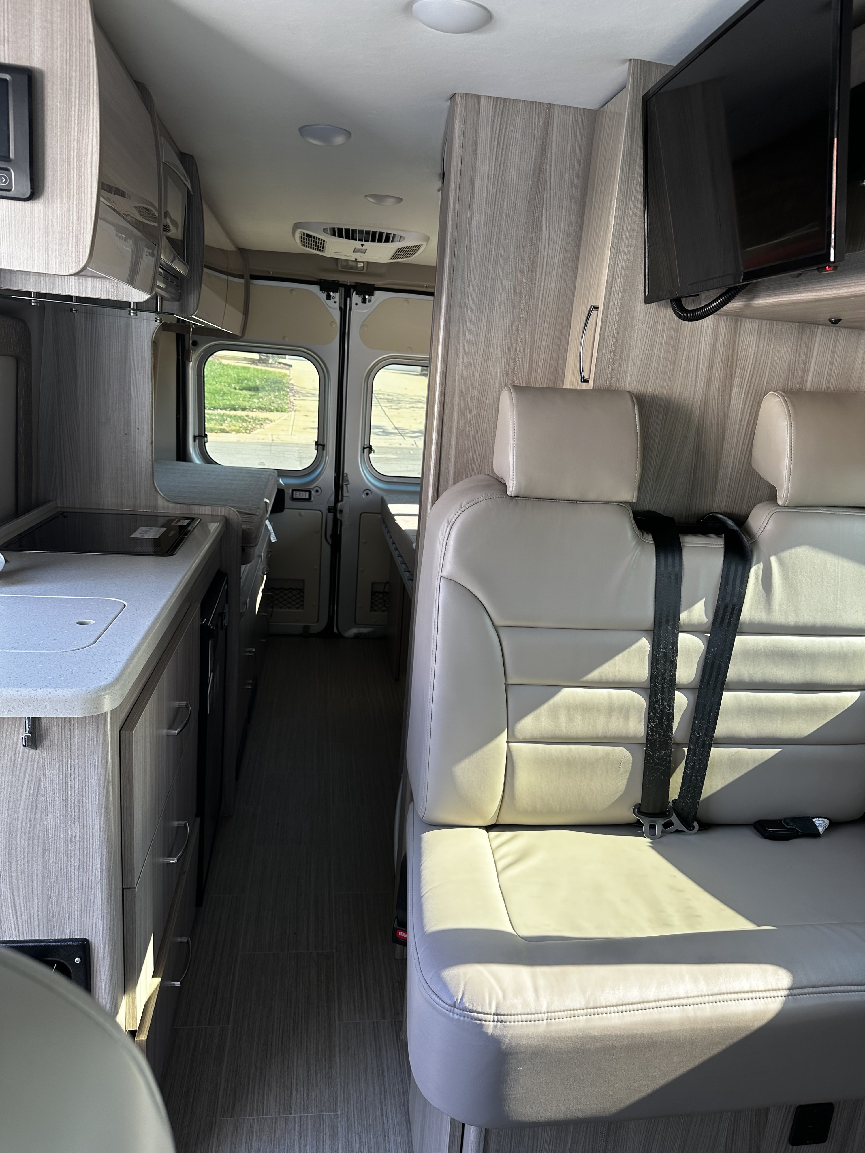 Camper van RV Rental 