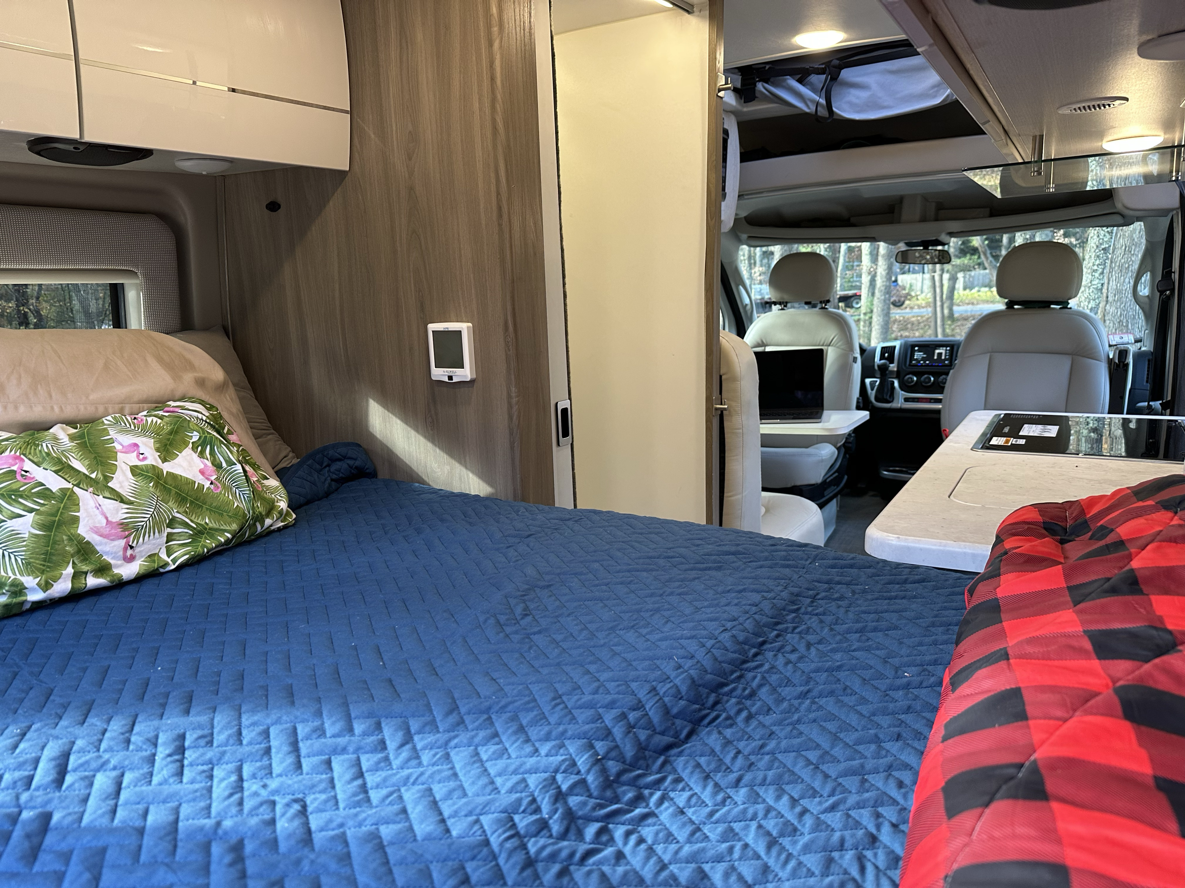 Camper van RV Rental 