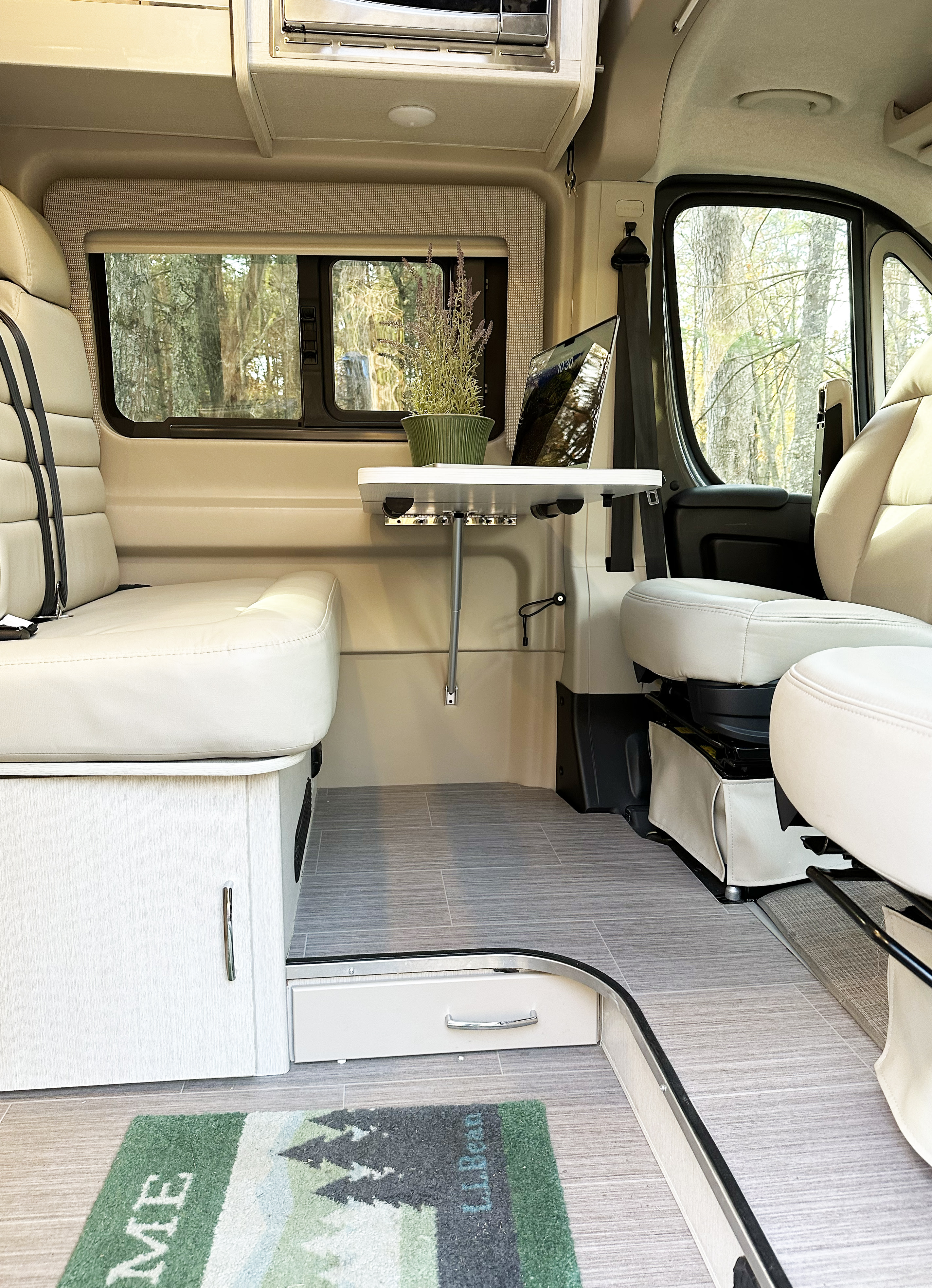 Camper van RV Rental 