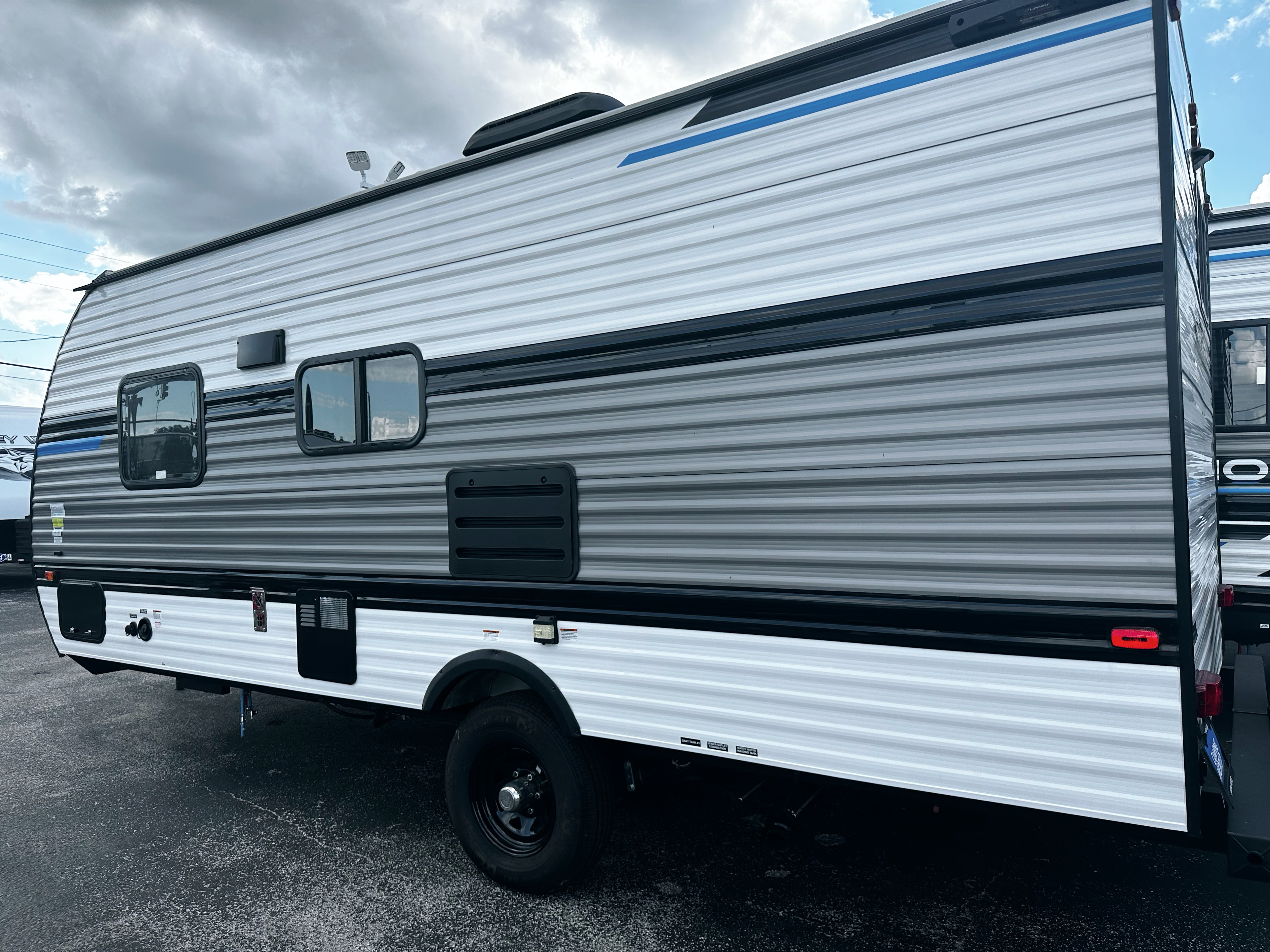 Travel trailer RV Rental 