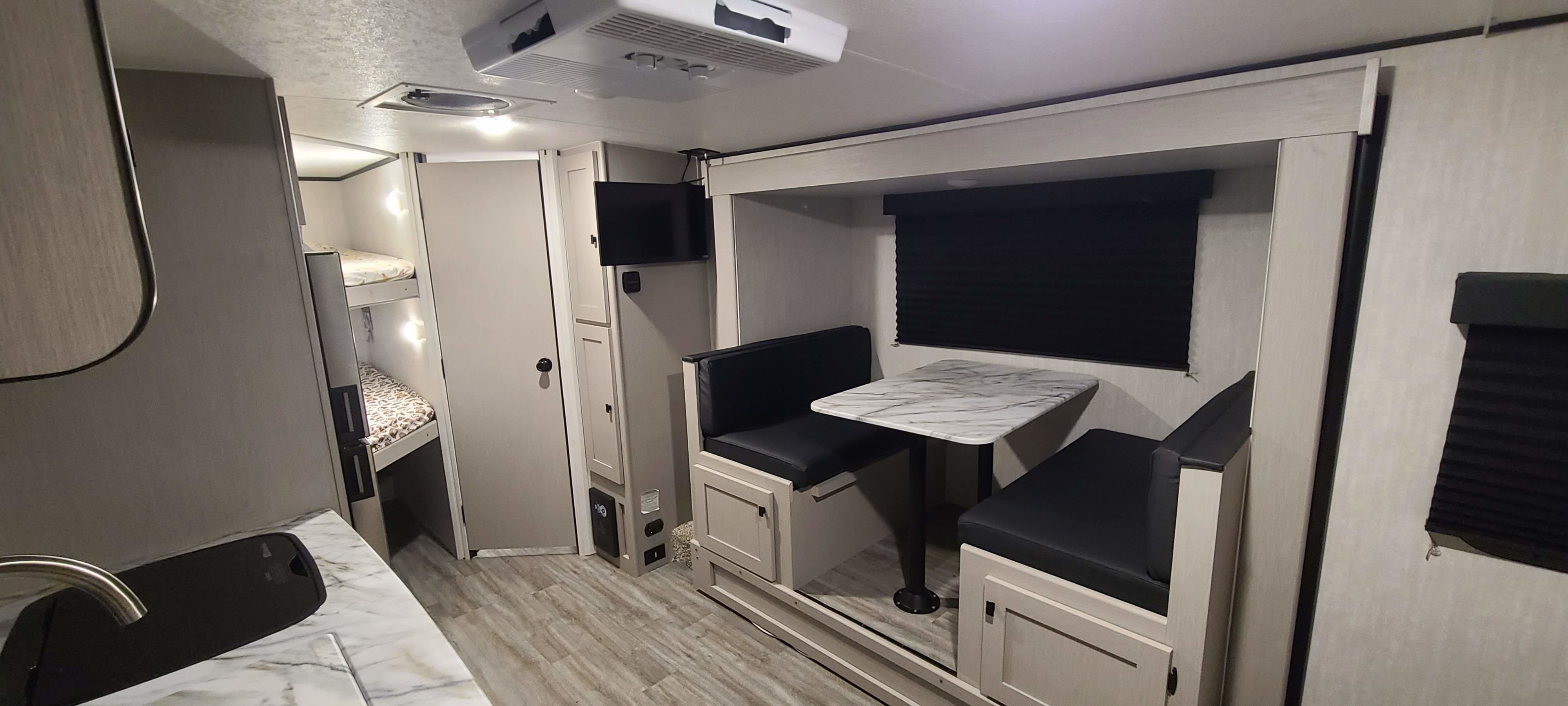 Travel trailer RV Rental 