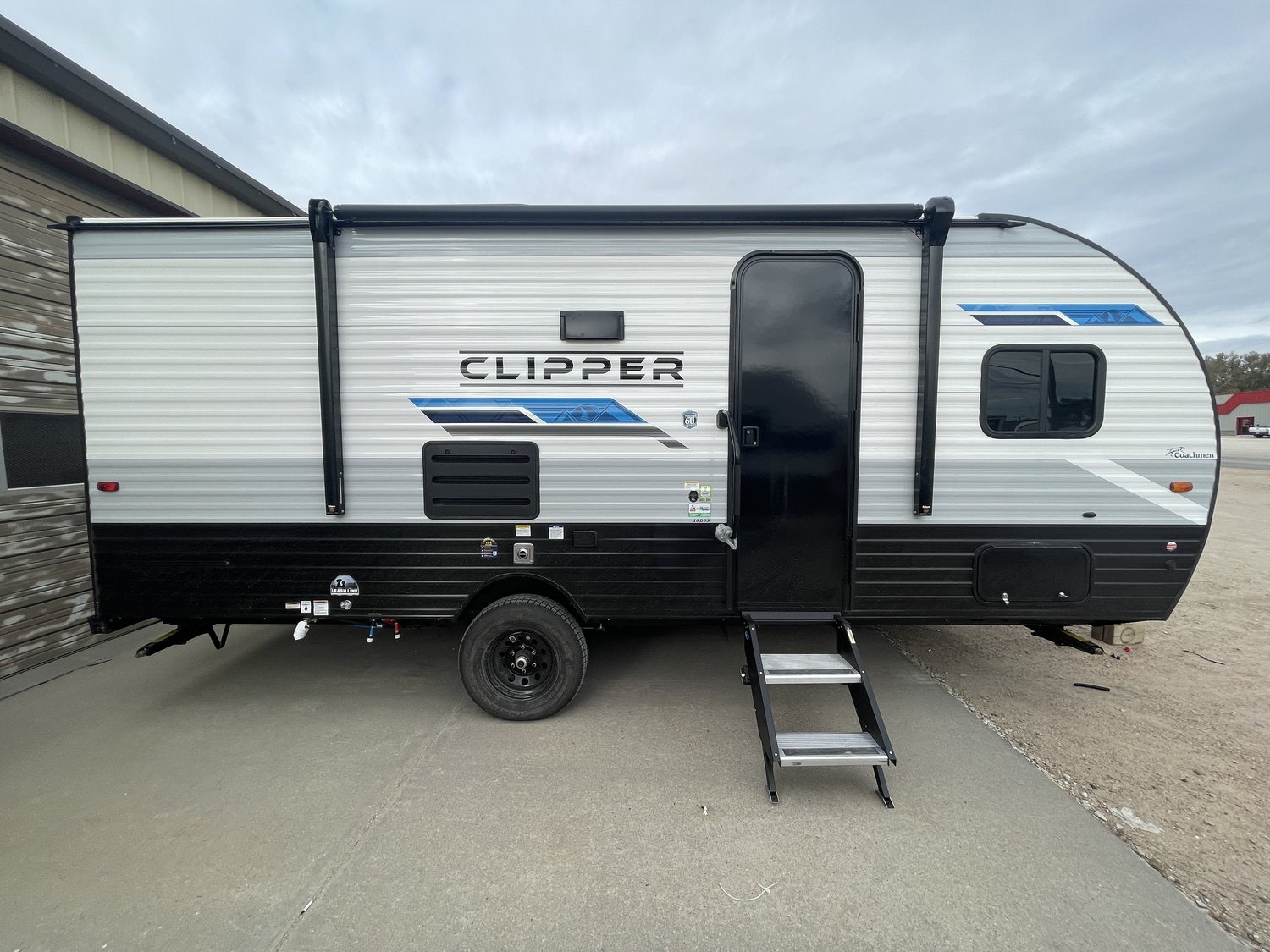 2024 Coachmen Clipper 18DBS