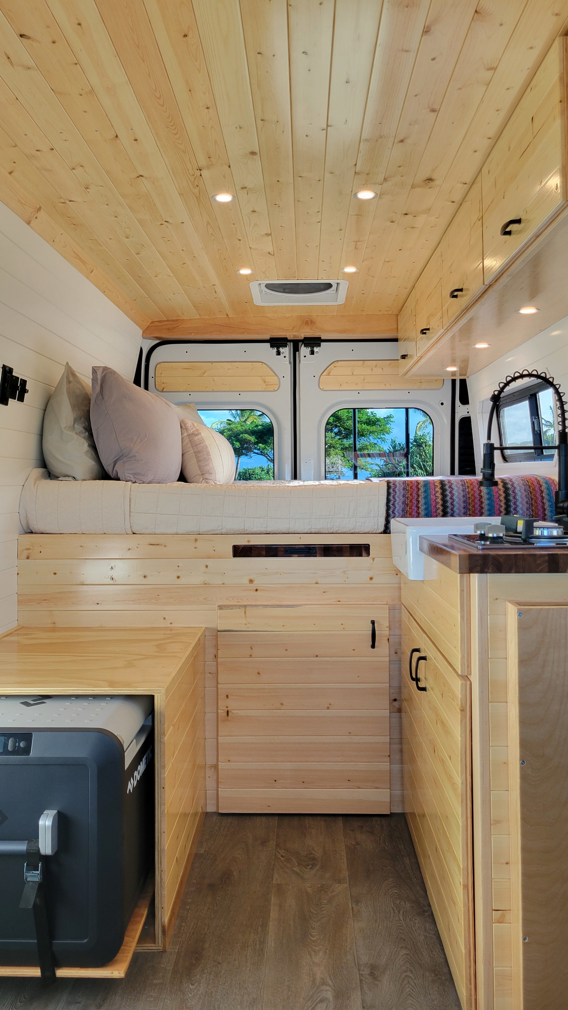 BALI! THE 2021 OFF-GRID PROMASTER CONVERSION ●SLEEPS 3●