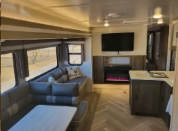 Travel trailer RV Rental 
