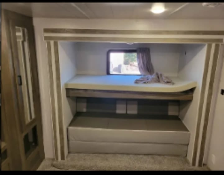 Travel trailer RV Rental 