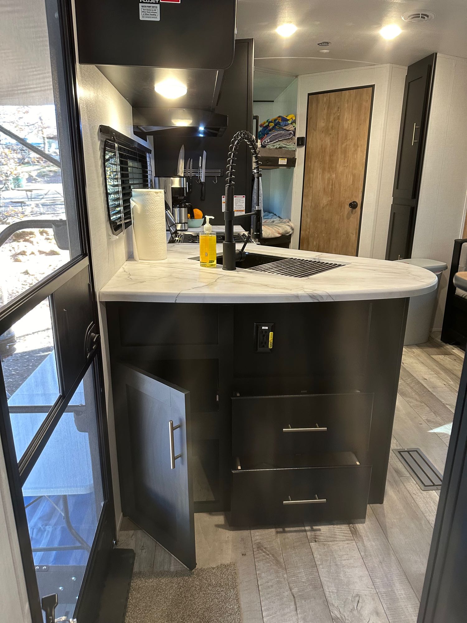 Travel trailer RV Rental 