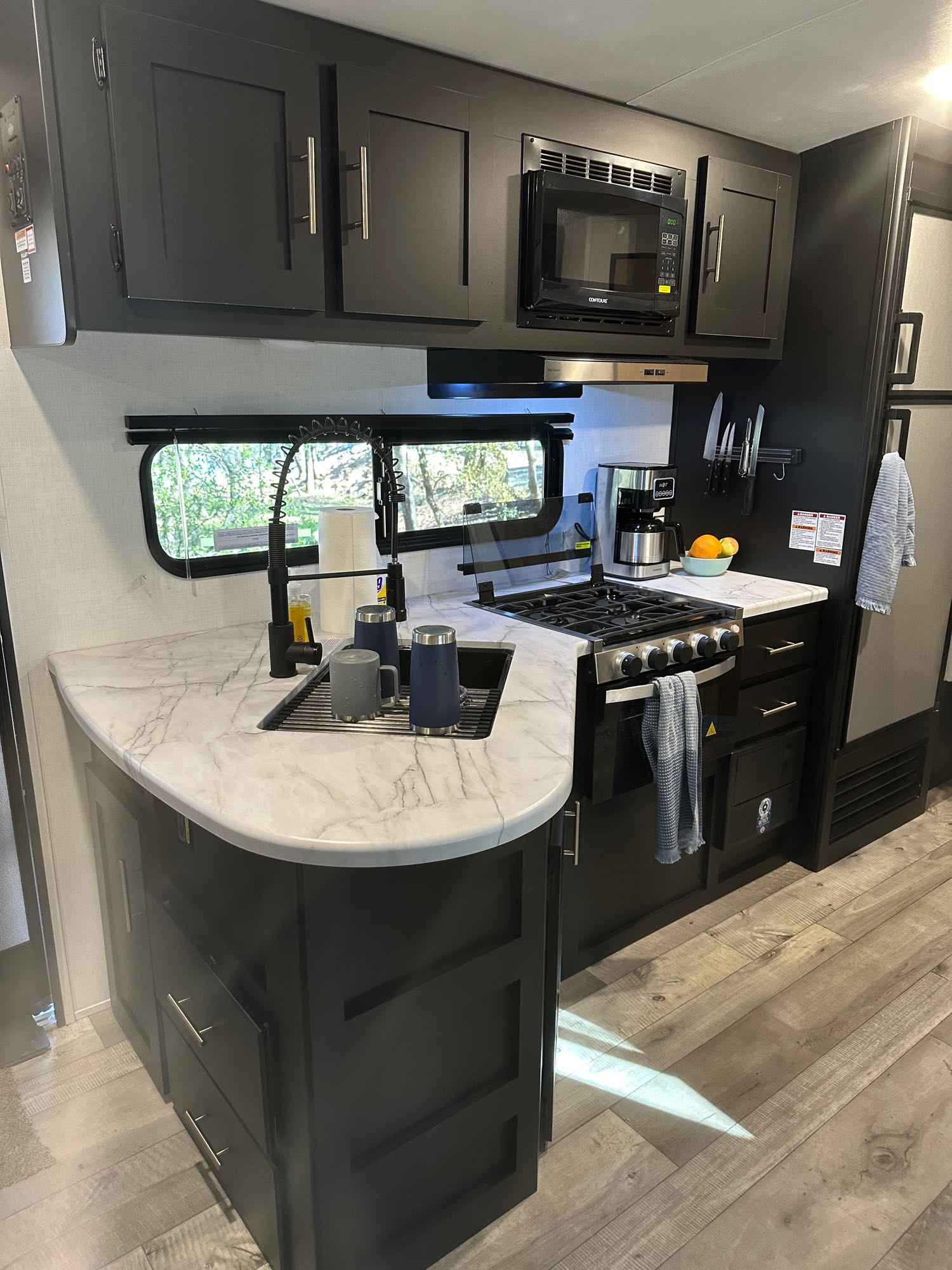 Travel trailer RV Rental 