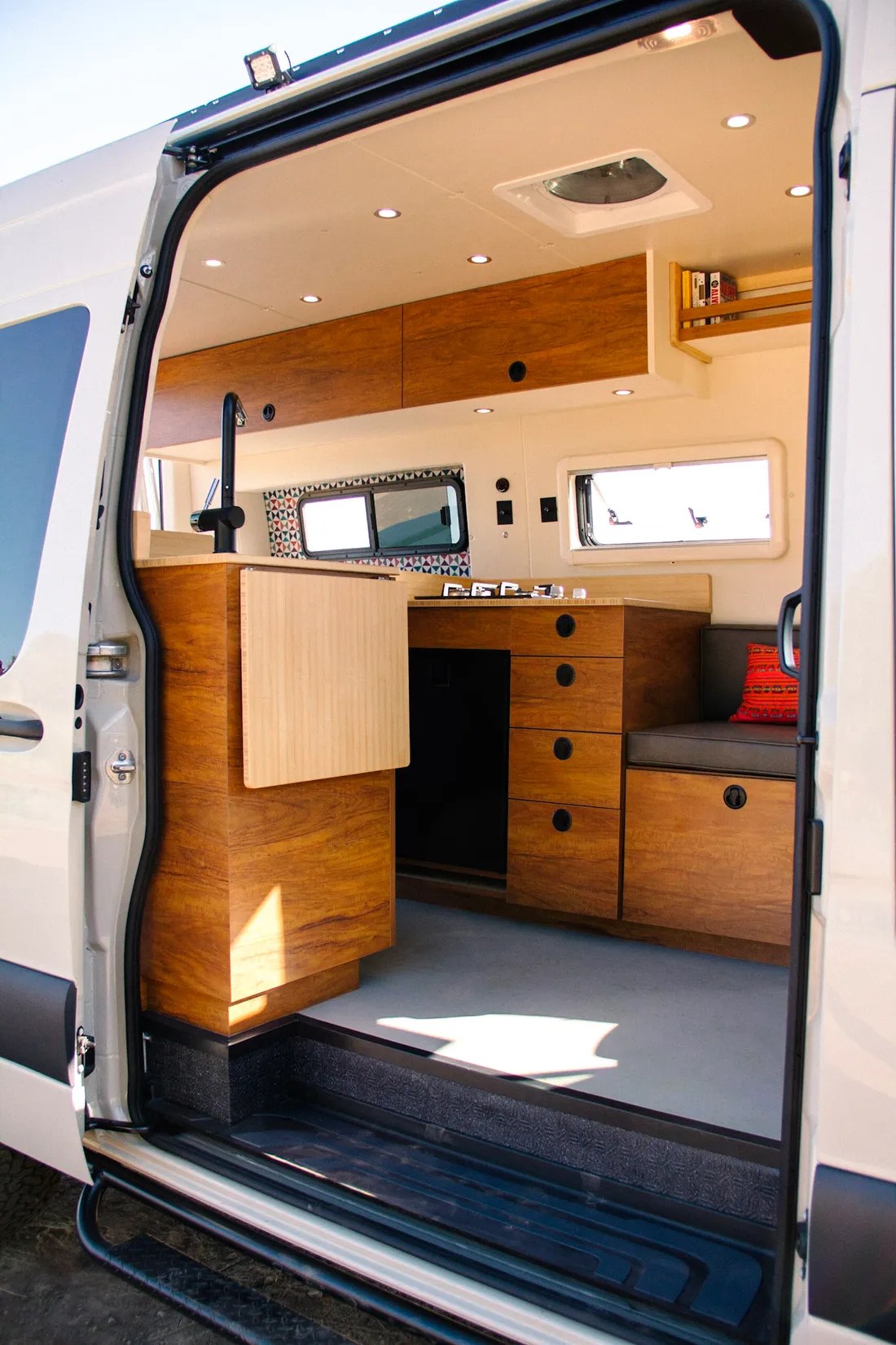 Camper van RV Rental 