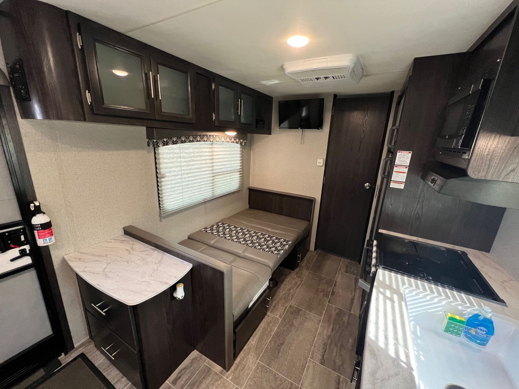 Travel trailer RV Rental 