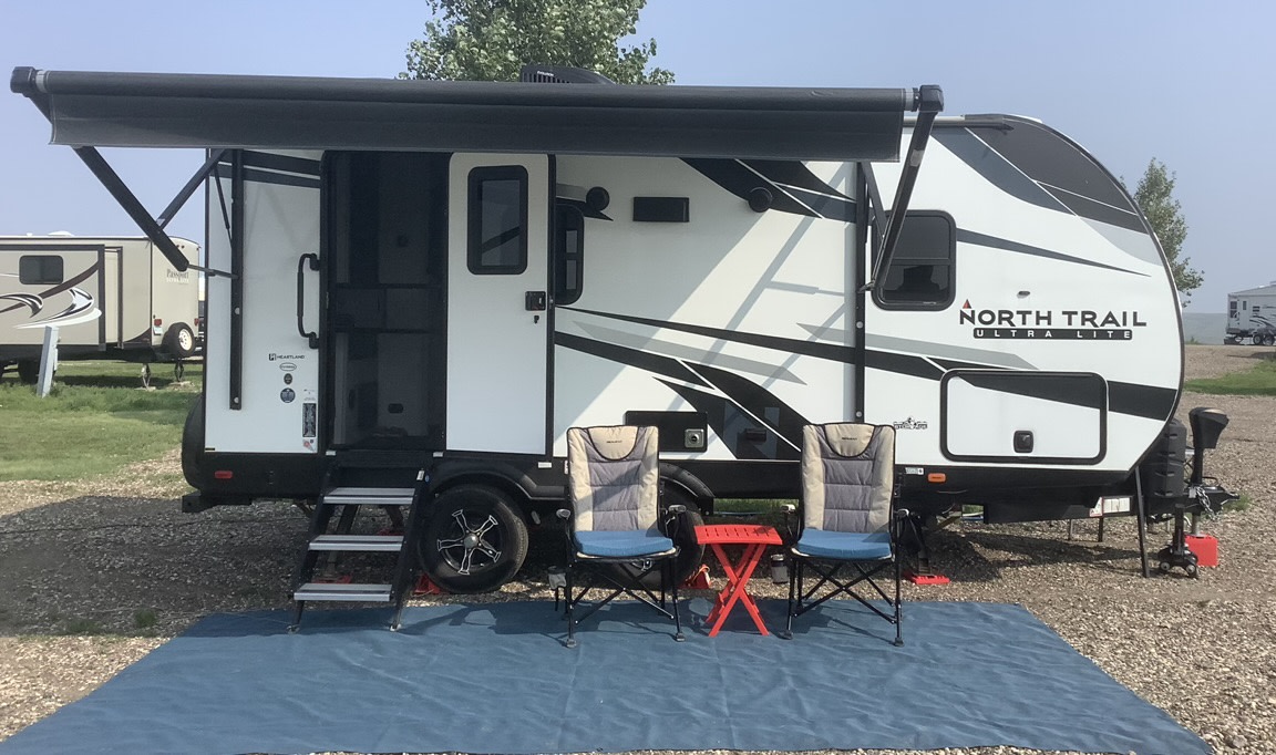 Couple's Getaway - North Trail 21RBSS-DELIVERY ONLY
