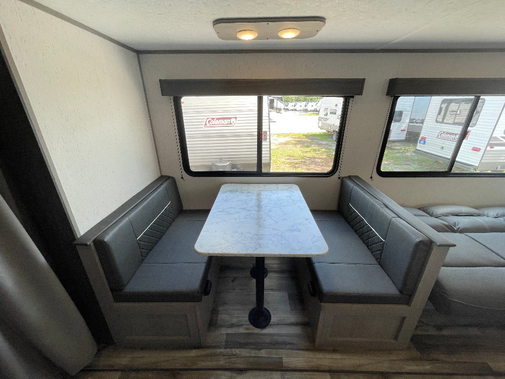 Travel trailer RV Rental 