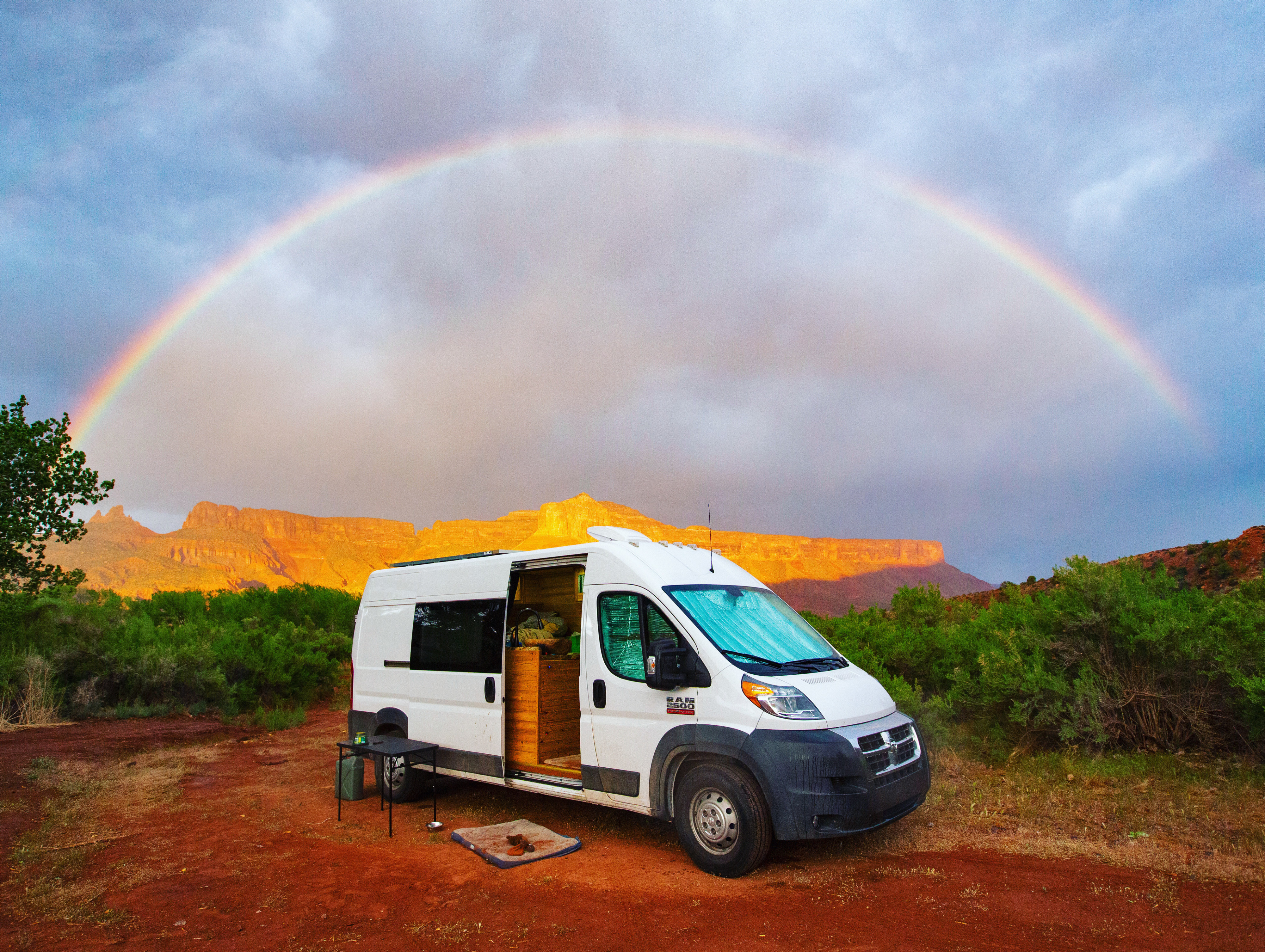 2016 Dodge Promaster 2500 Camper Van /Pet Friendly /Storage