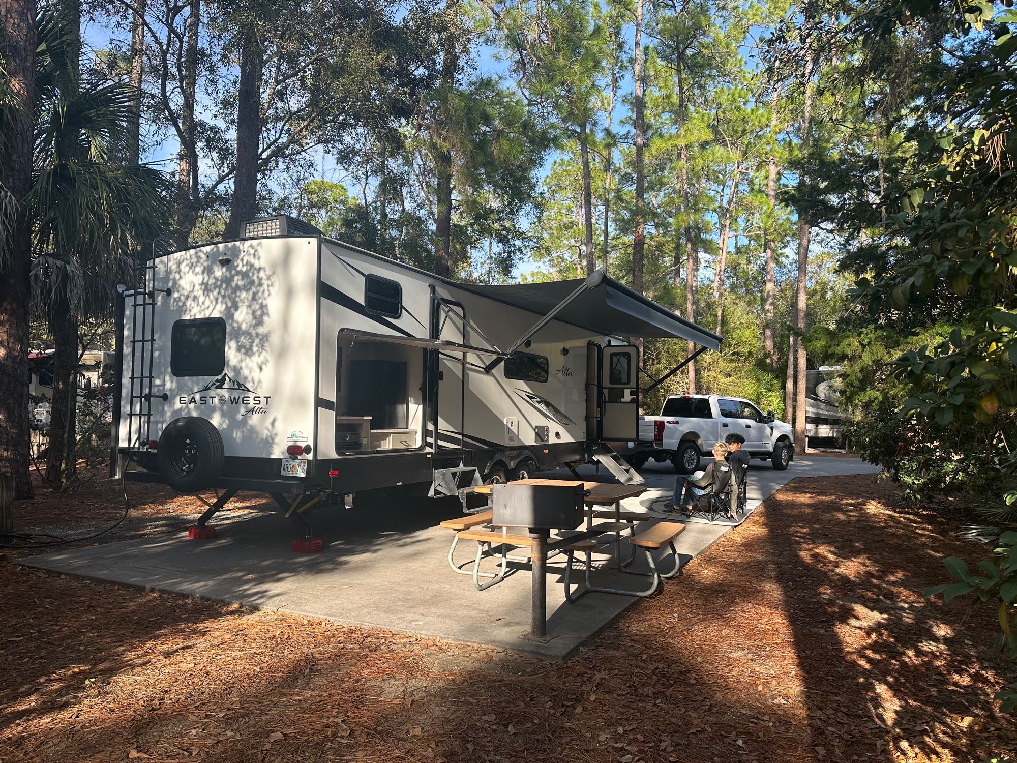 Travel trailer RV Rental 