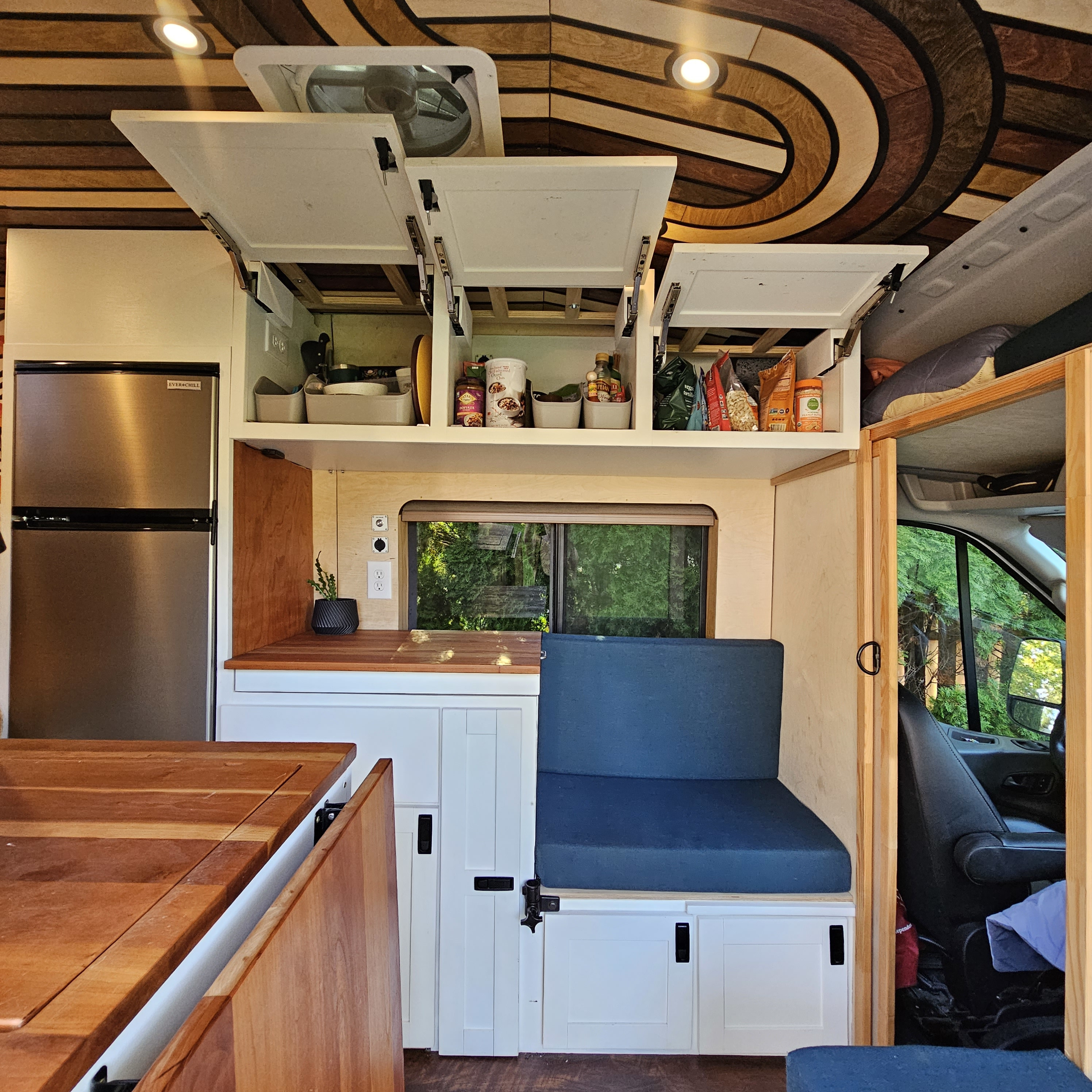 Camper van RV Rental 
