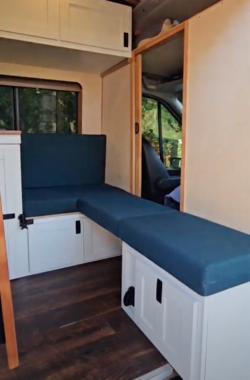 Camper van RV Rental 