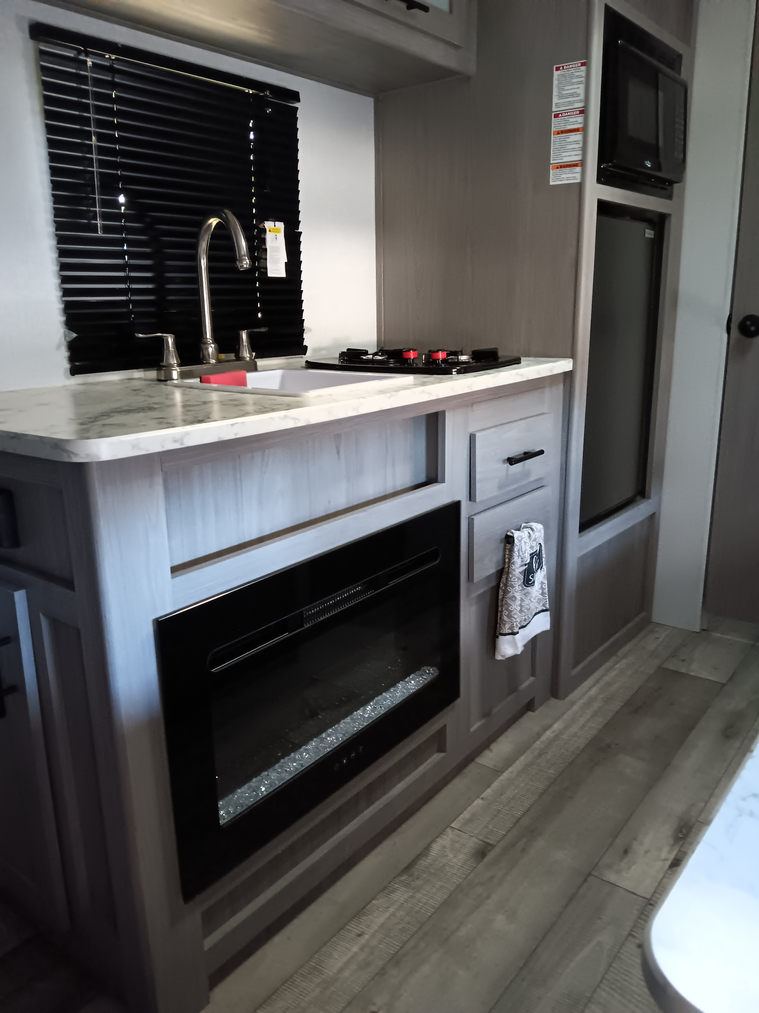 Travel trailer RV Rental 
