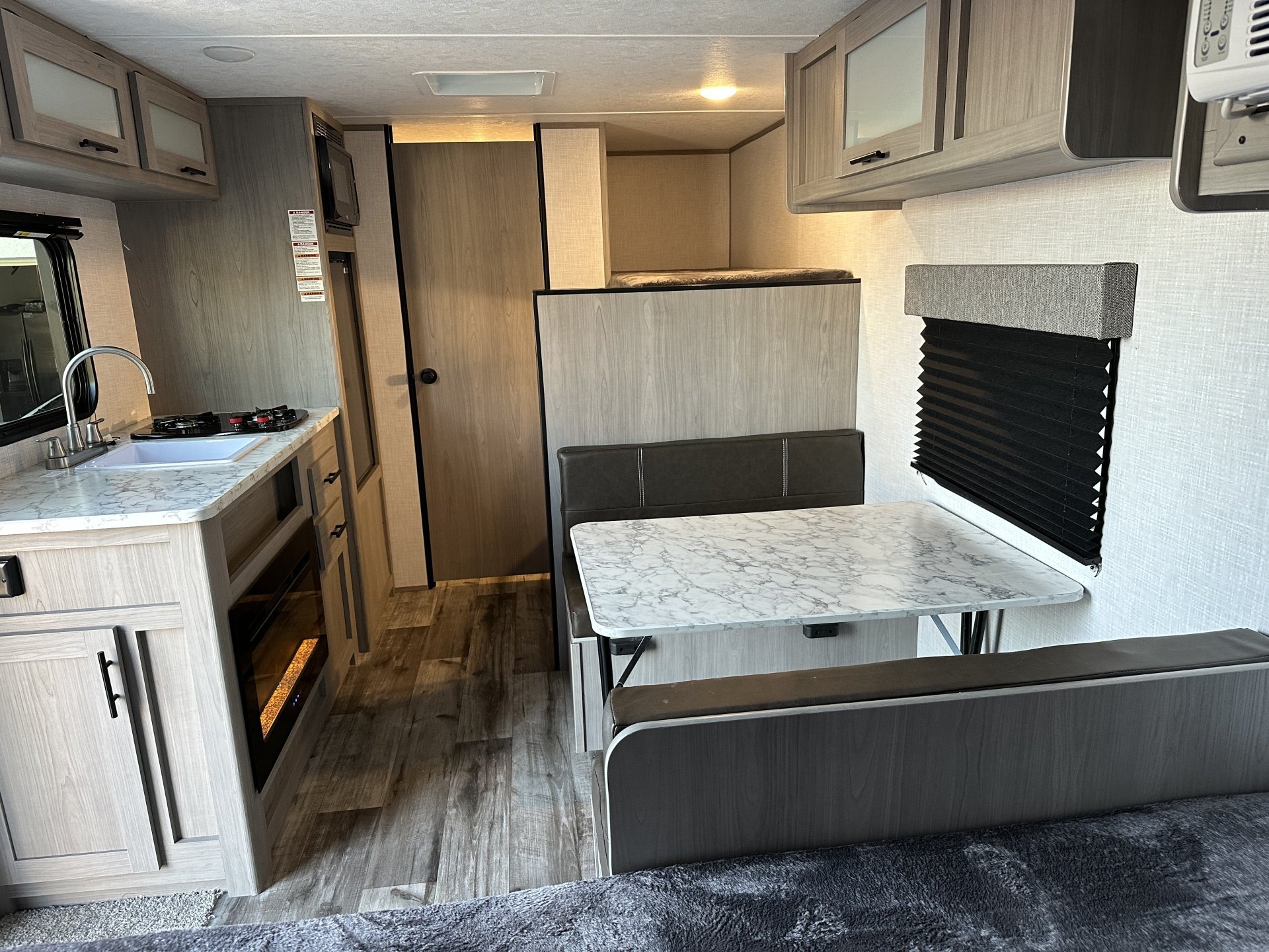 Travel trailer RV Rental 