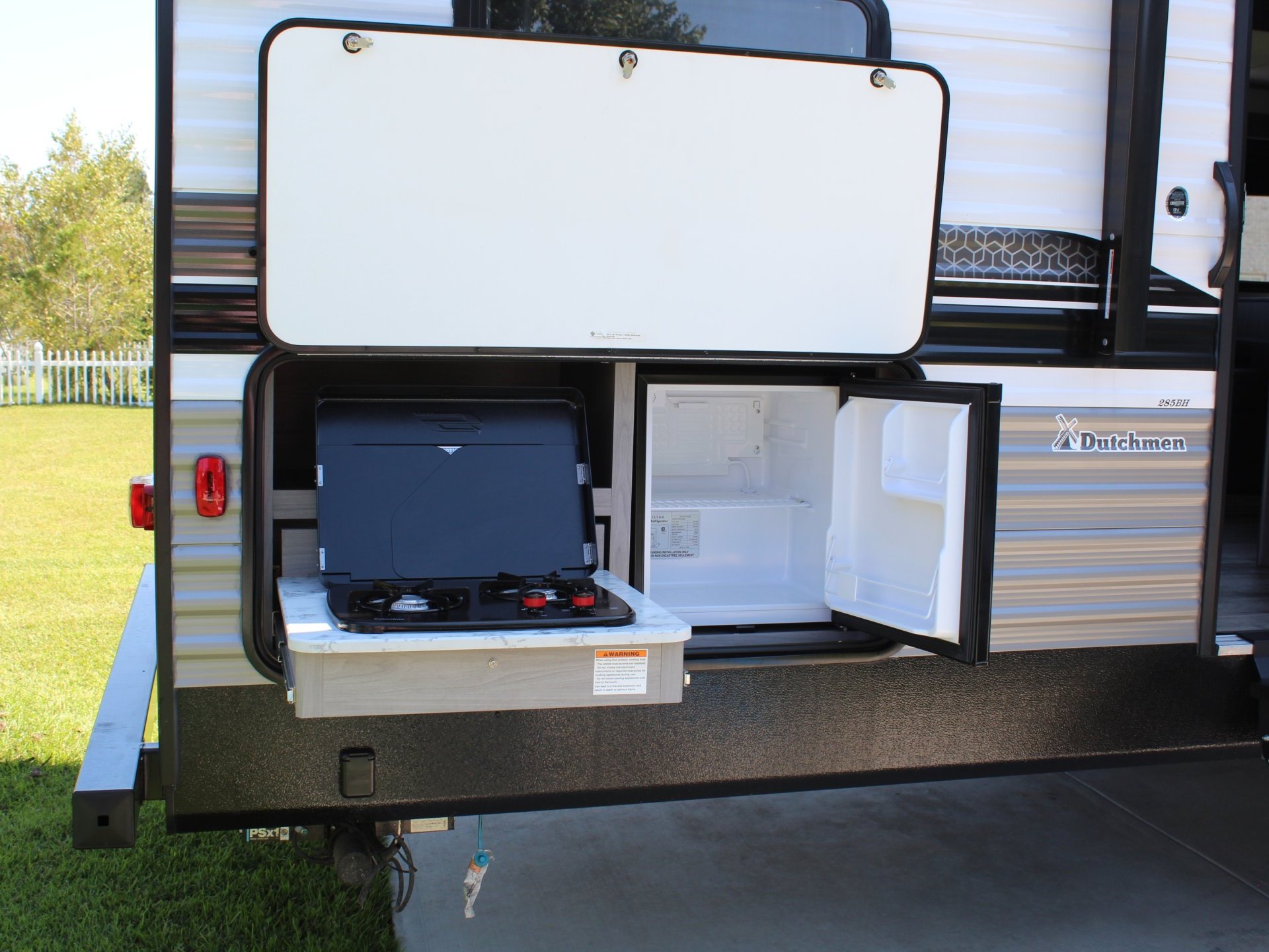 Fifth-wheel RV Rental 