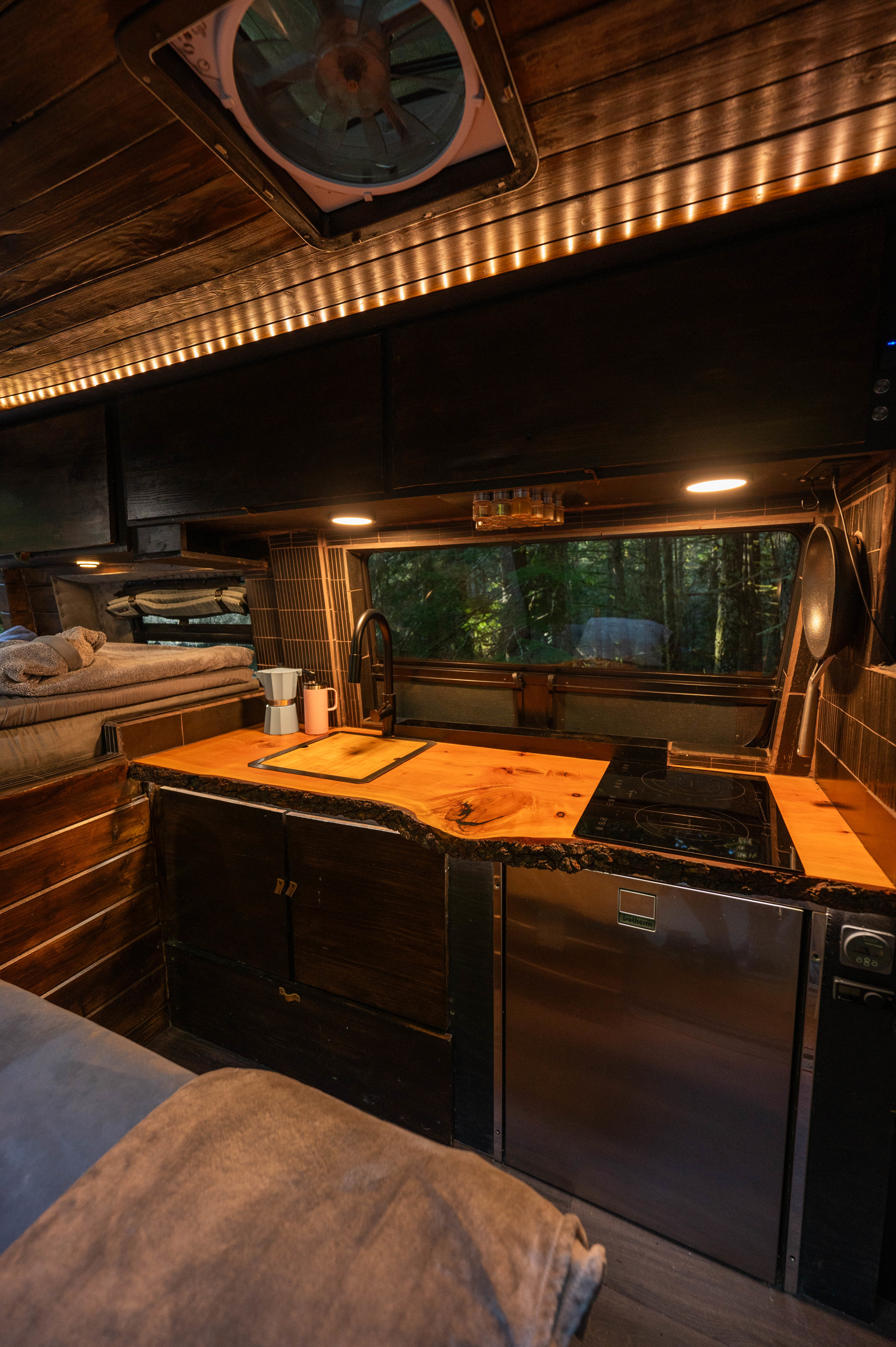 Camper van RV Rental 