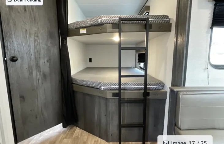 Travel trailer RV Rental 
